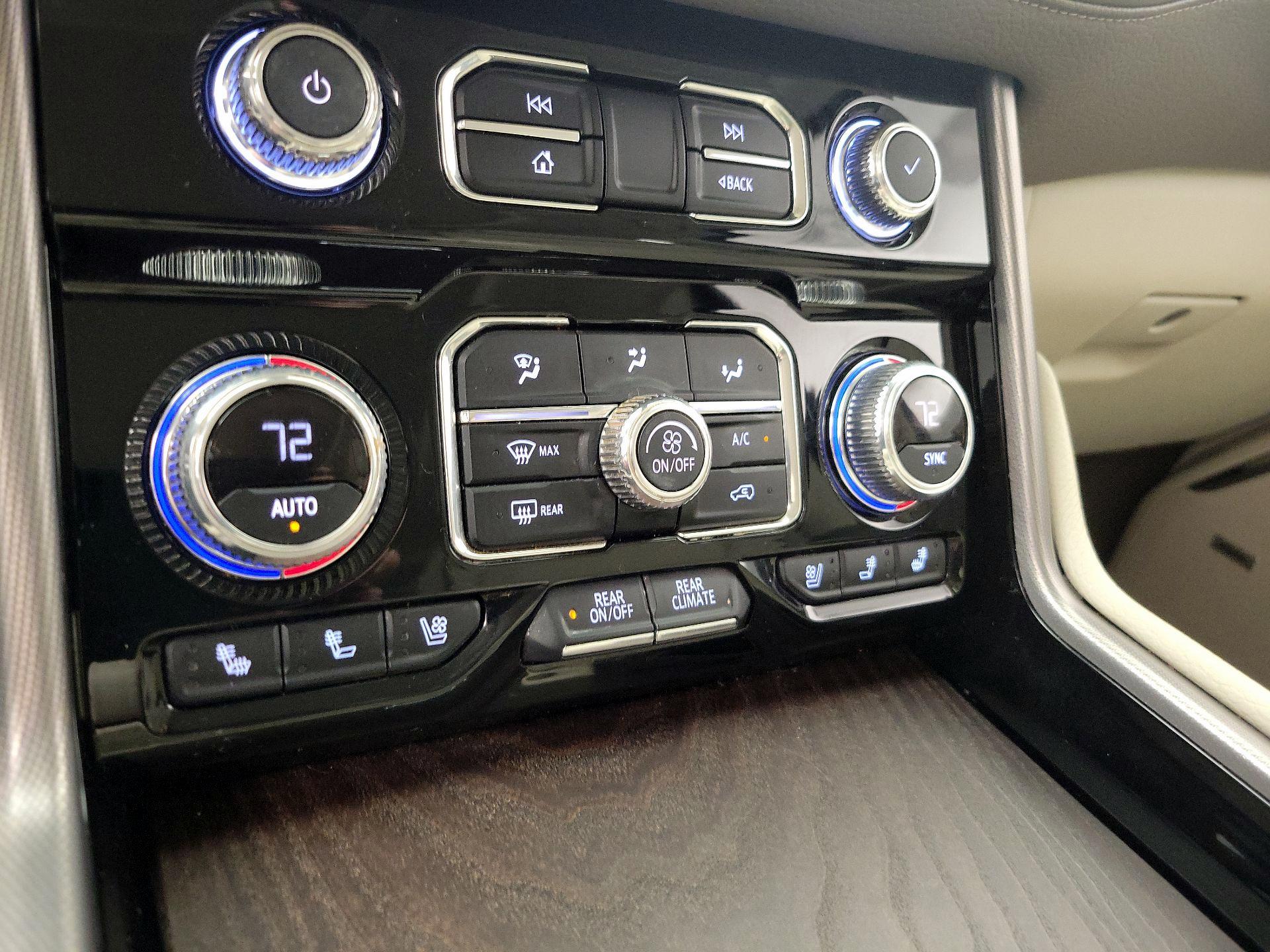 Thumbnail: 2022 GMC Yukon - 17