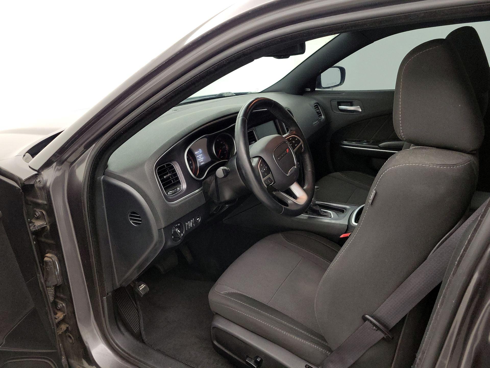 Thumbnail: 2016 Dodge Charger - 11