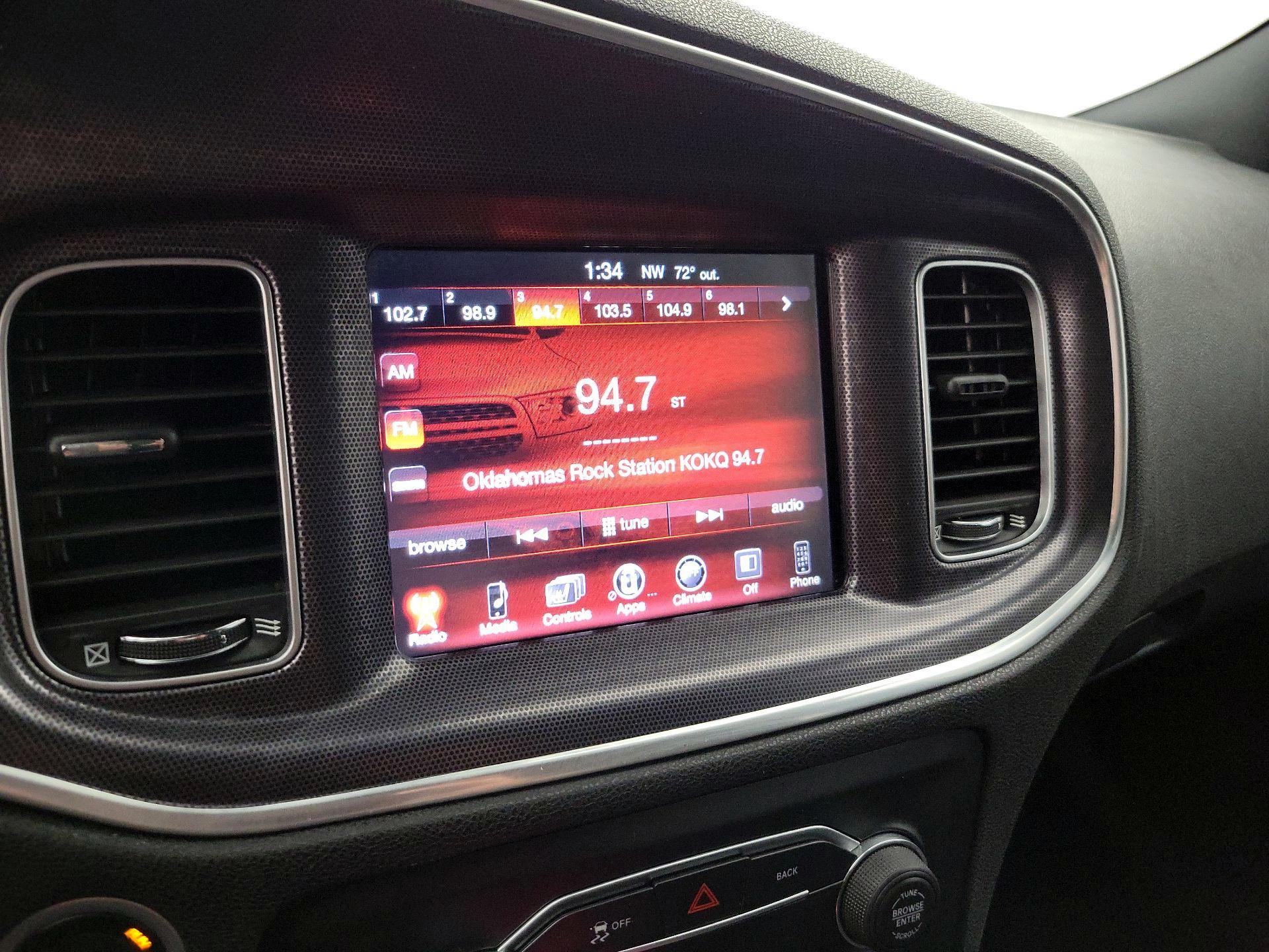 Thumbnail: 2016 Dodge Charger - 14