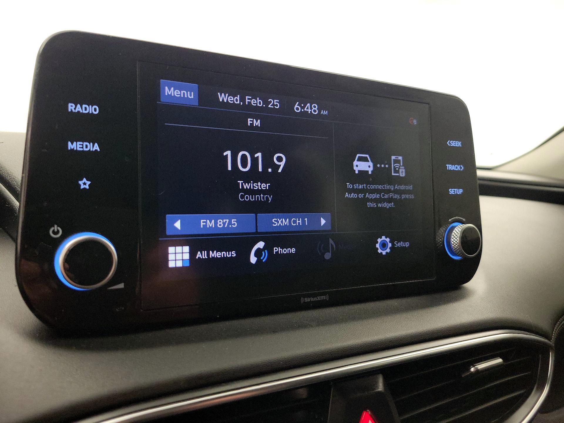 Thumbnail: 2022 Hyundai Santa Fe - 15