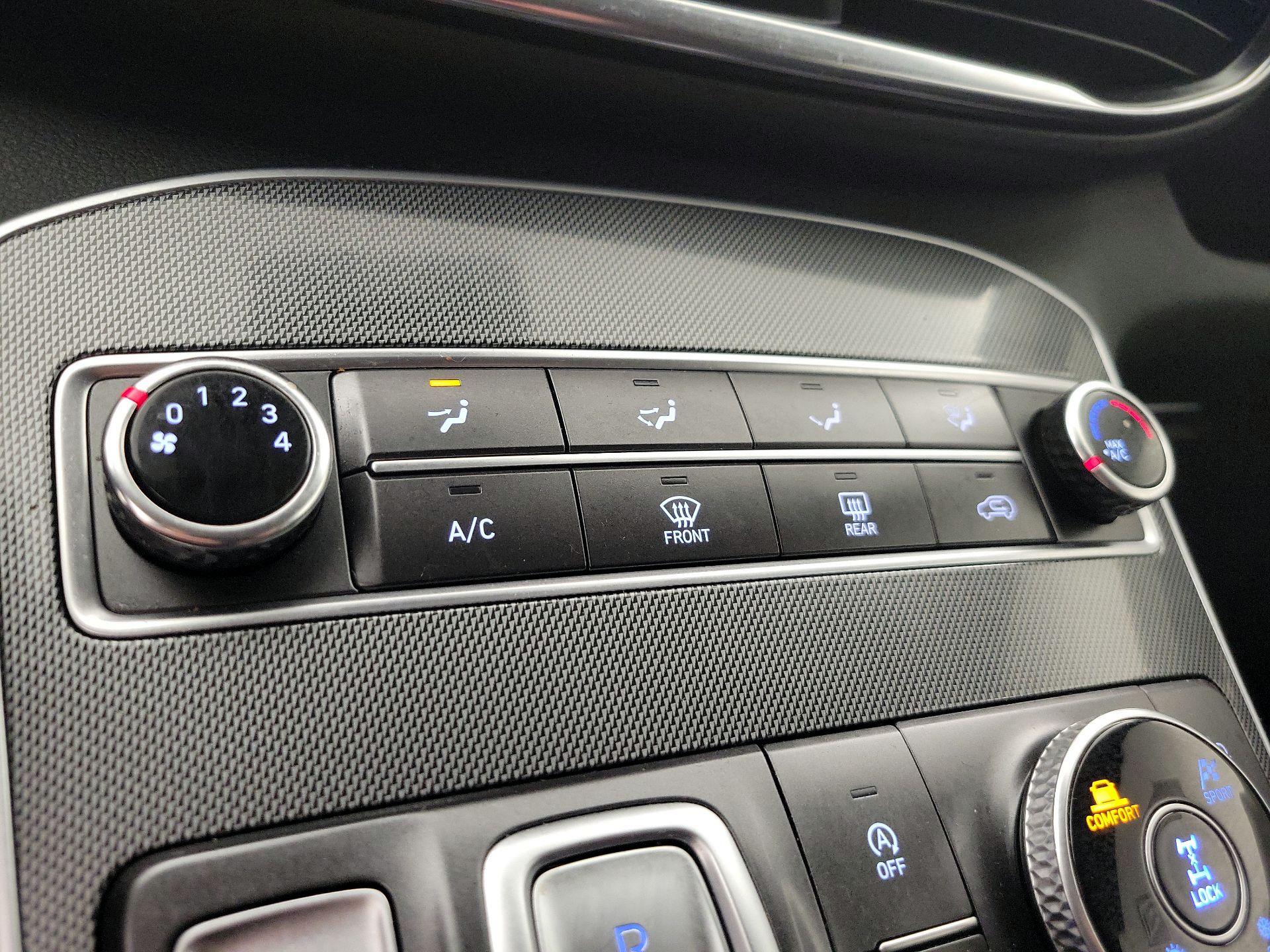 Thumbnail: 2022 Hyundai Santa Fe - 16