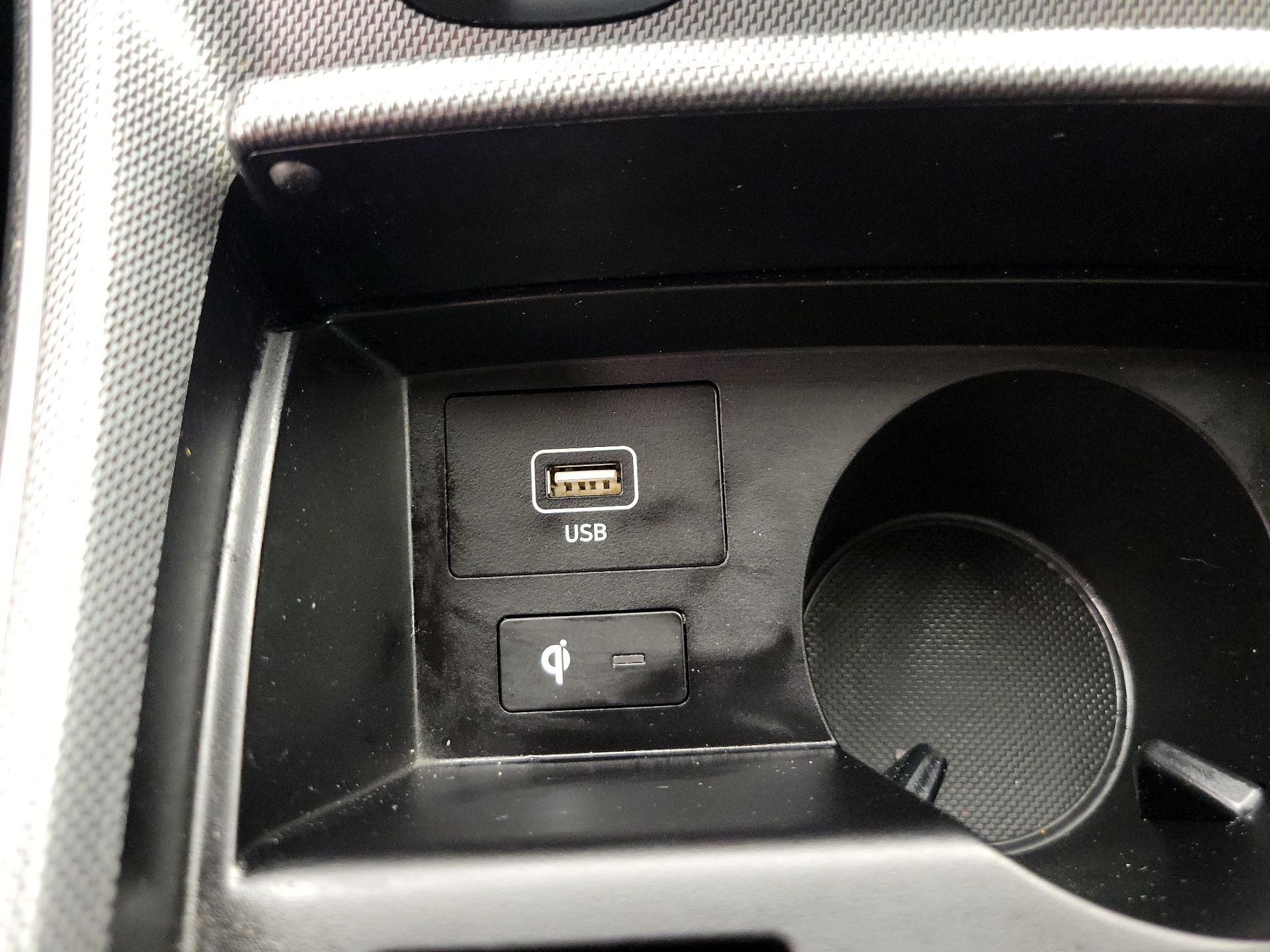 Thumbnail: 2022 Hyundai Santa Fe - 18