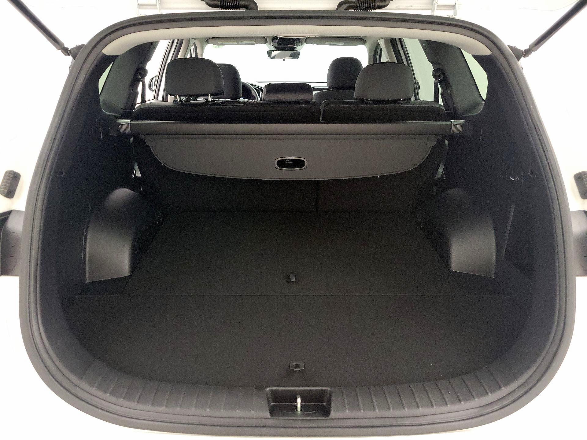 Thumbnail: 2022 Hyundai Santa Fe - 20