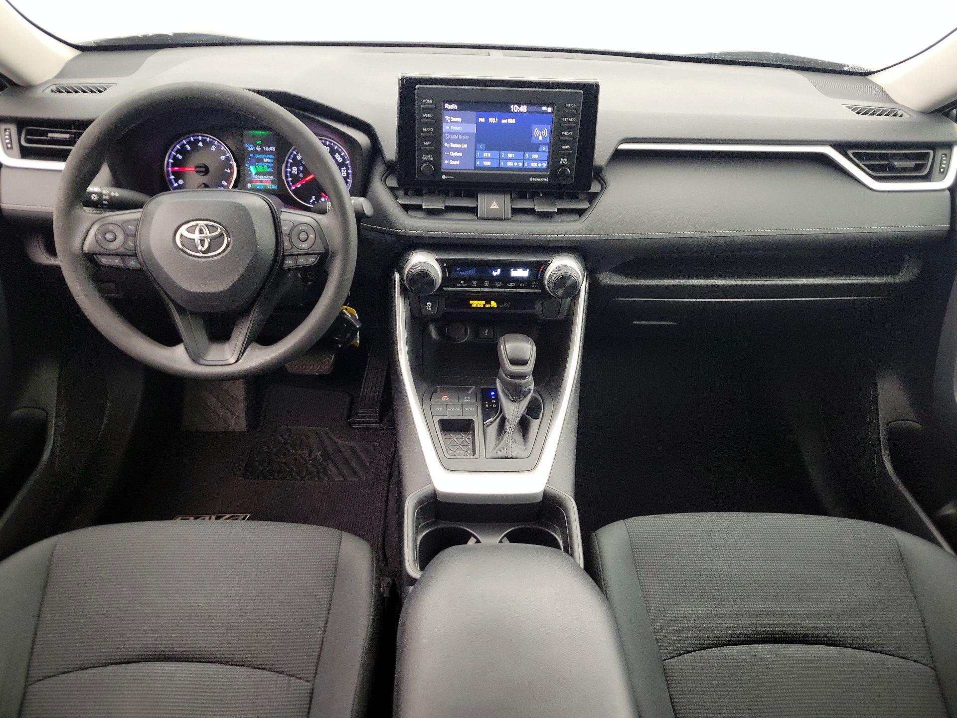 Thumbnail: 2020 Toyota RAV4 - 9