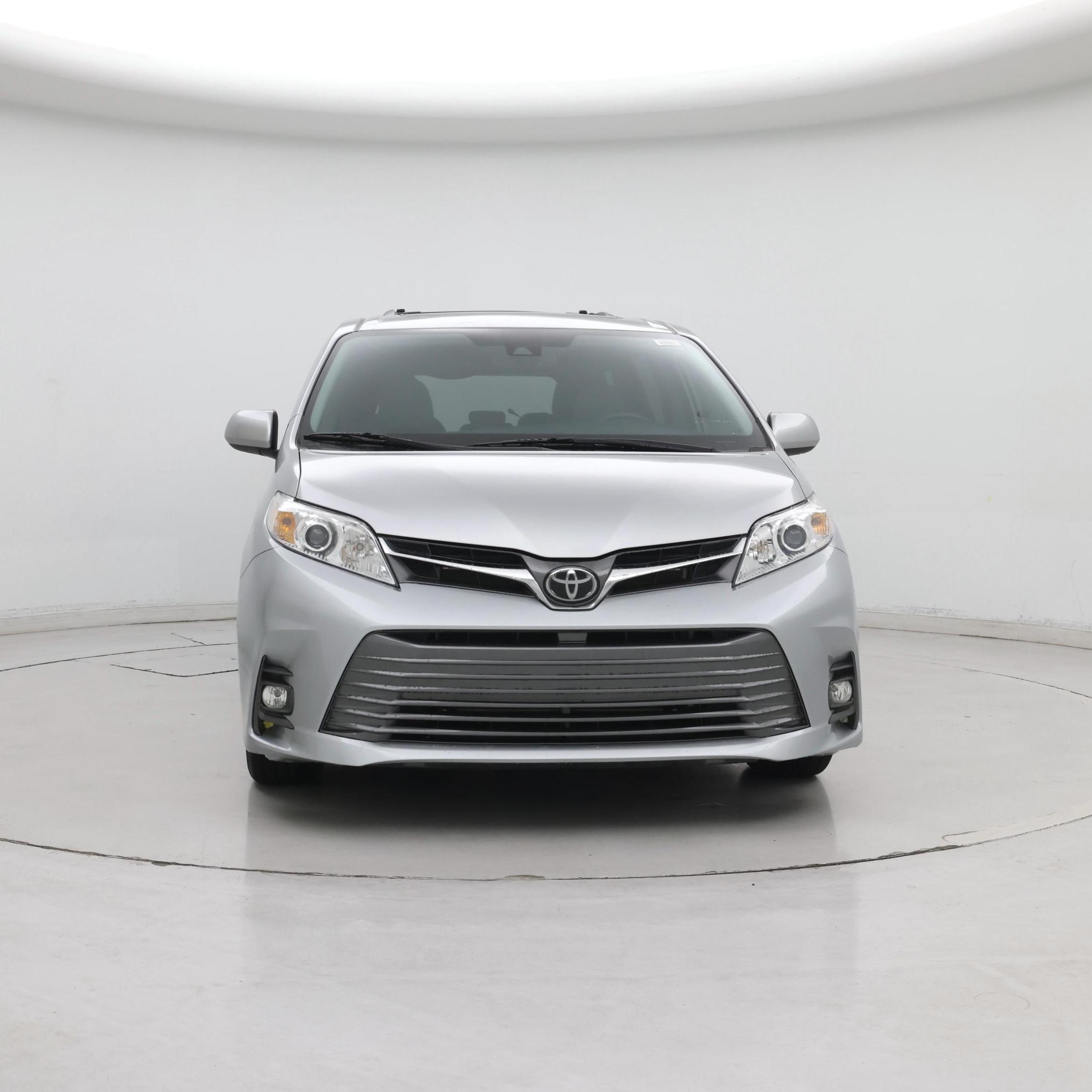Thumbnail: 2020 Toyota Sienna - 5