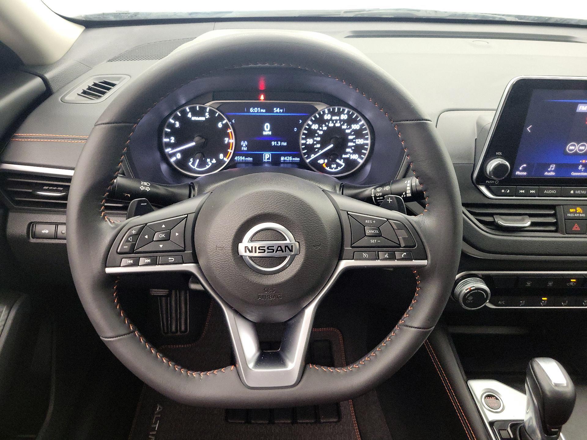 Thumbnail: 2022 Nissan Altima - 10