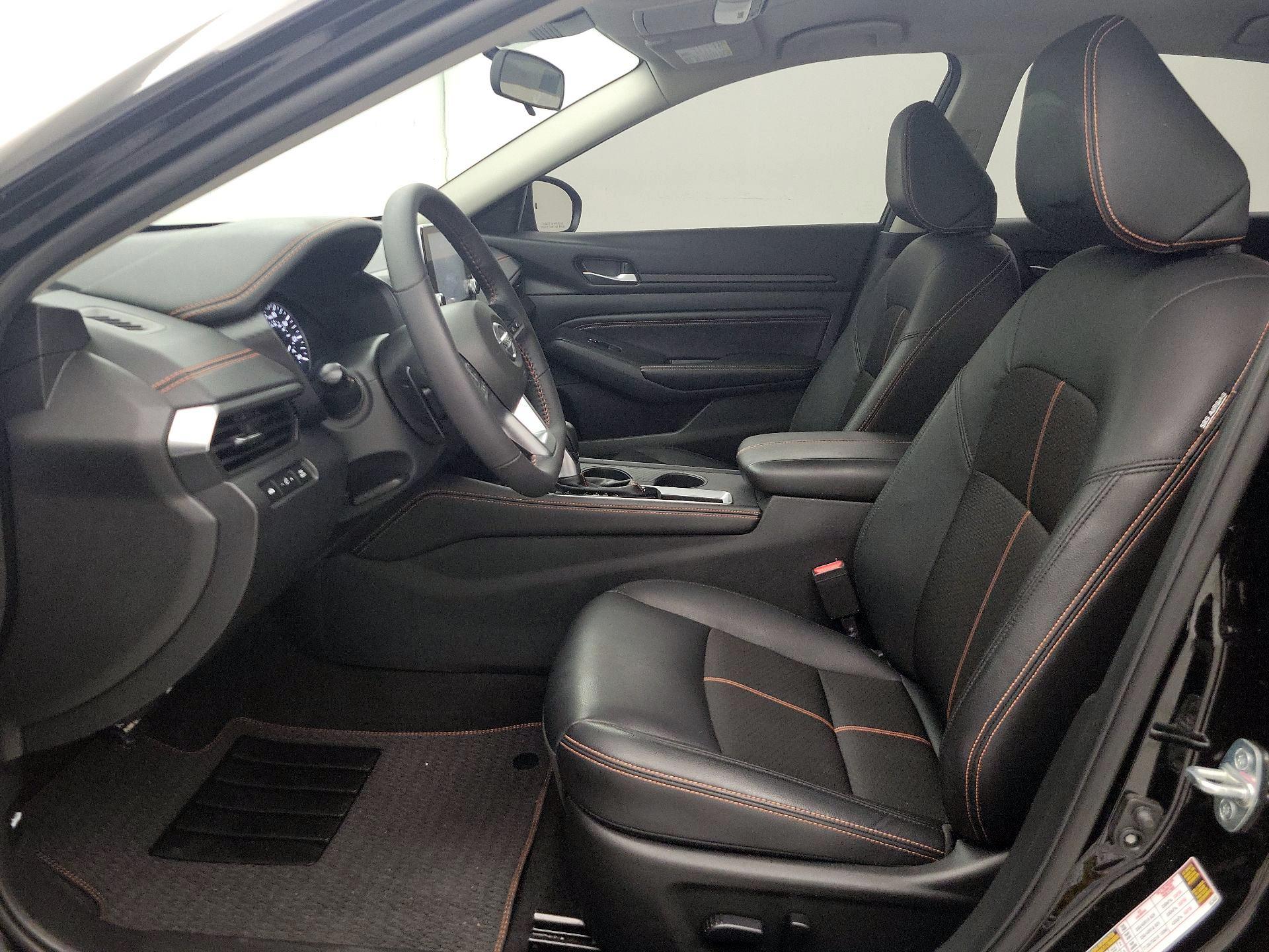 Thumbnail: 2022 Nissan Altima - 11