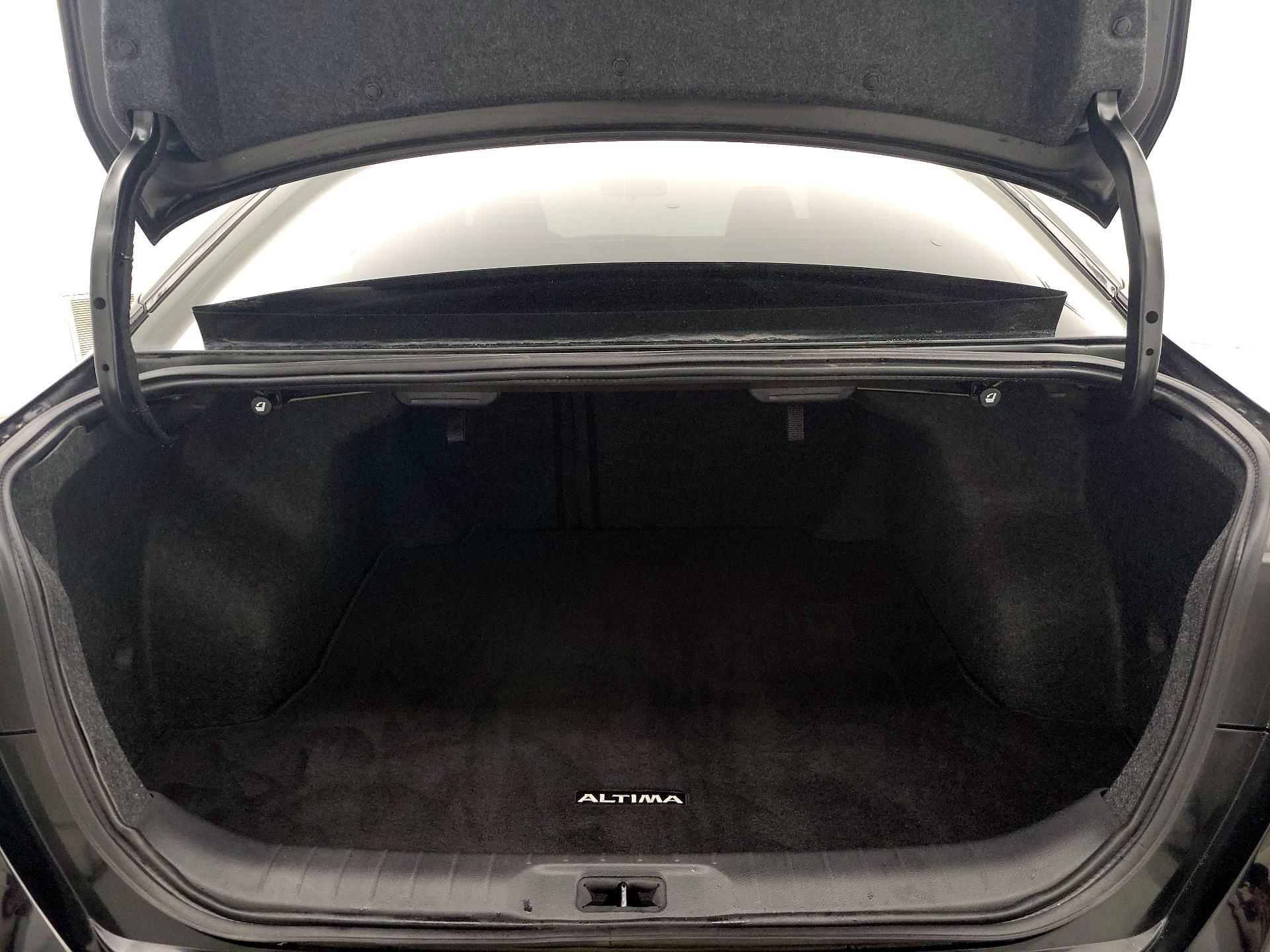 Thumbnail: 2022 Nissan Altima - 20