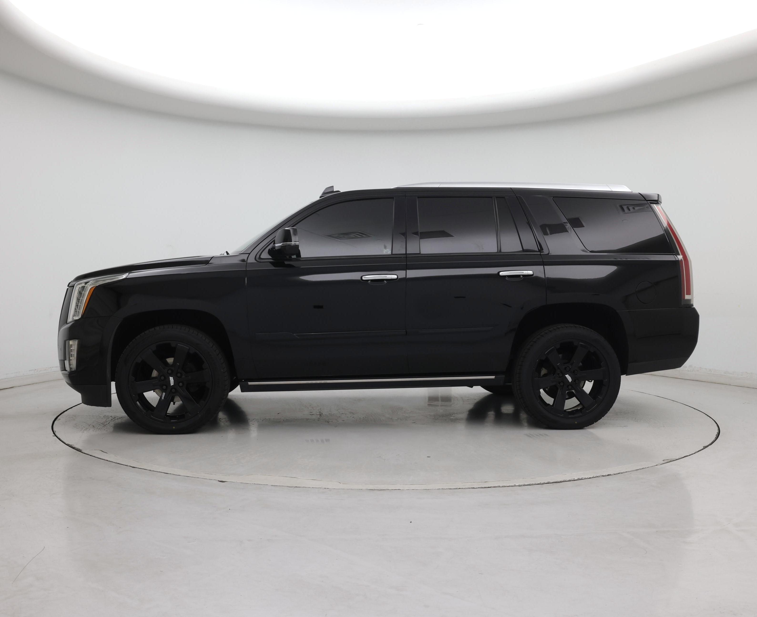 Thumbnail: 2020 Cadillac Escalade - 3