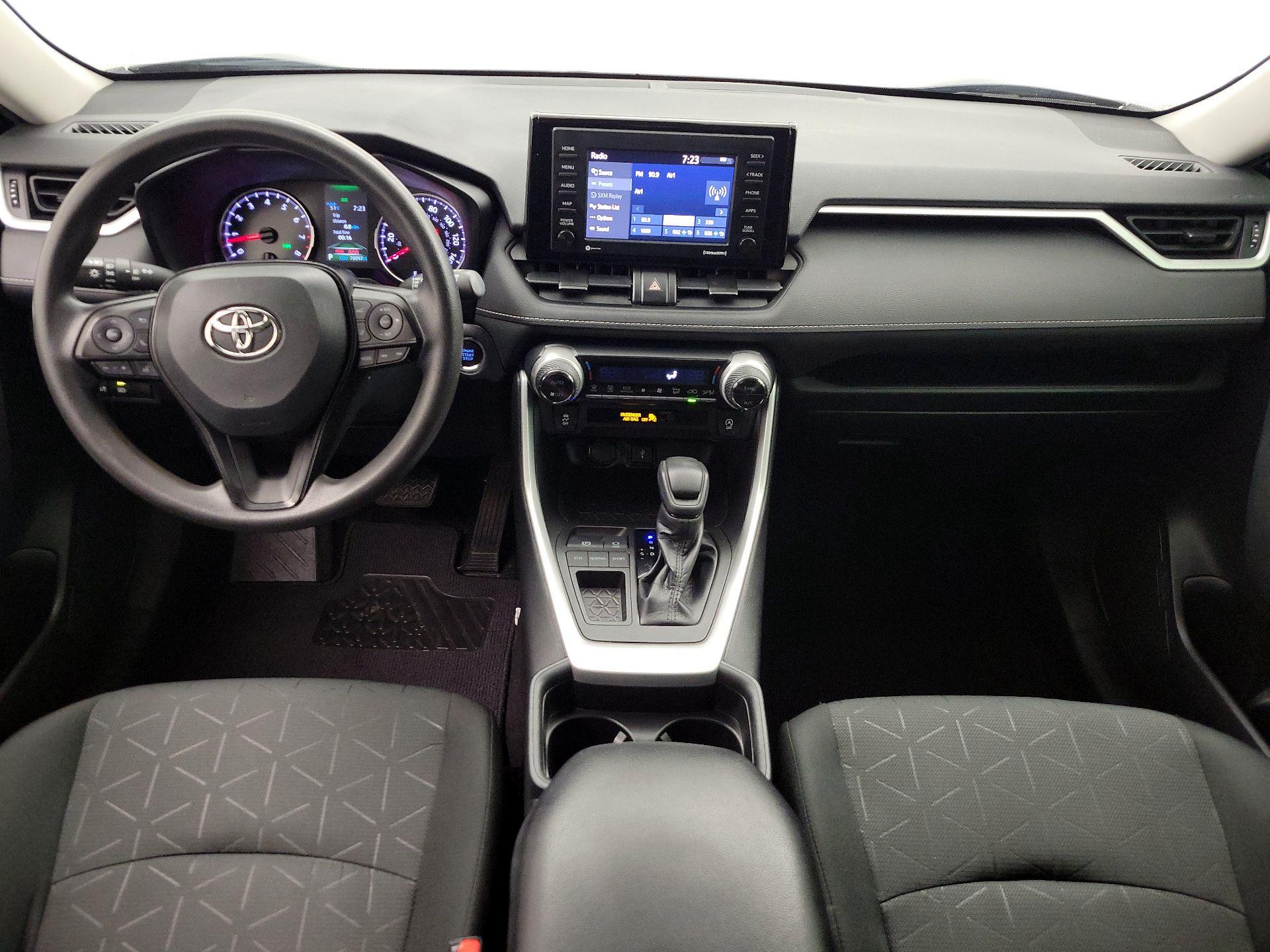 Thumbnail: 2020 Toyota RAV4 - 9