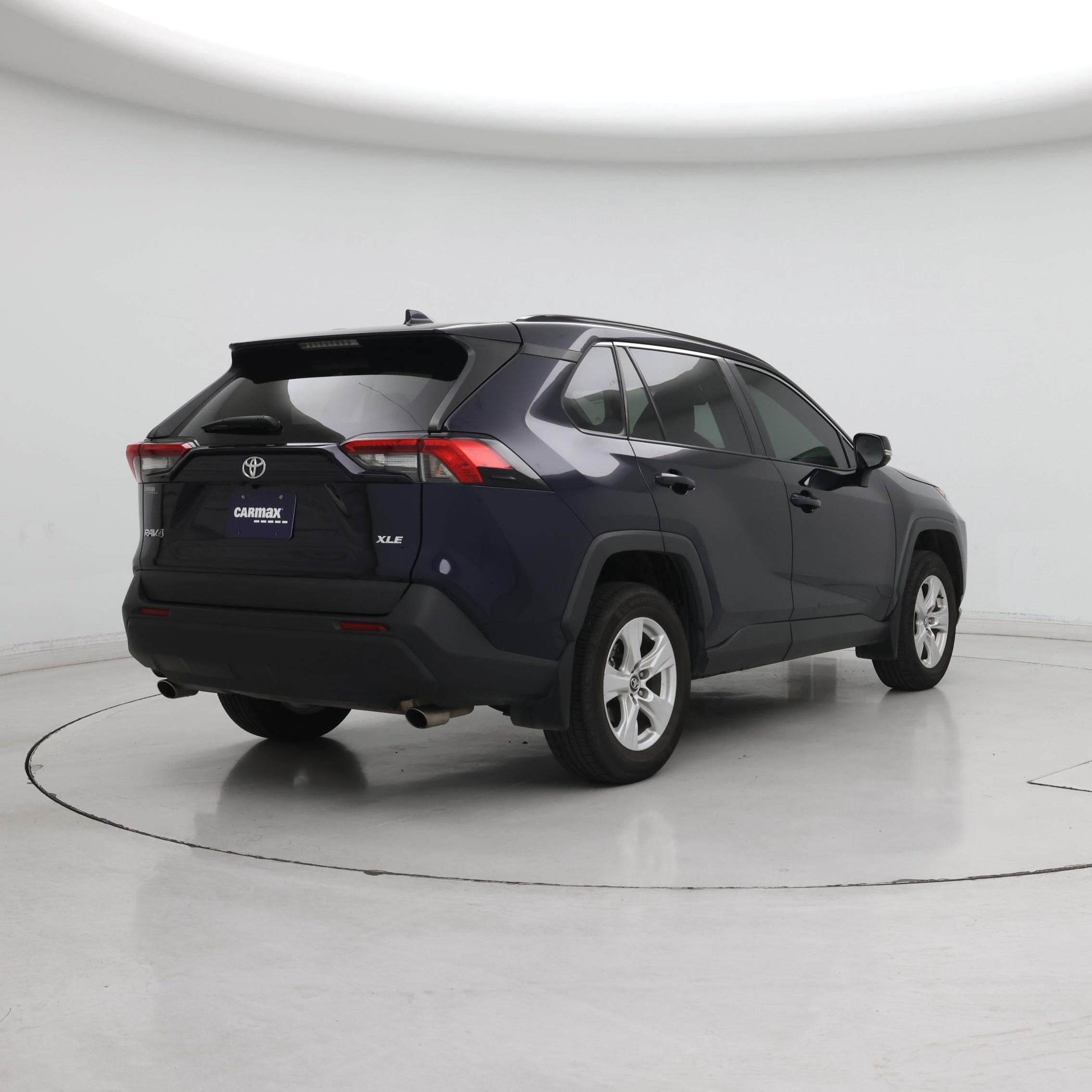 Thumbnail: 2020 Toyota RAV4 - 8