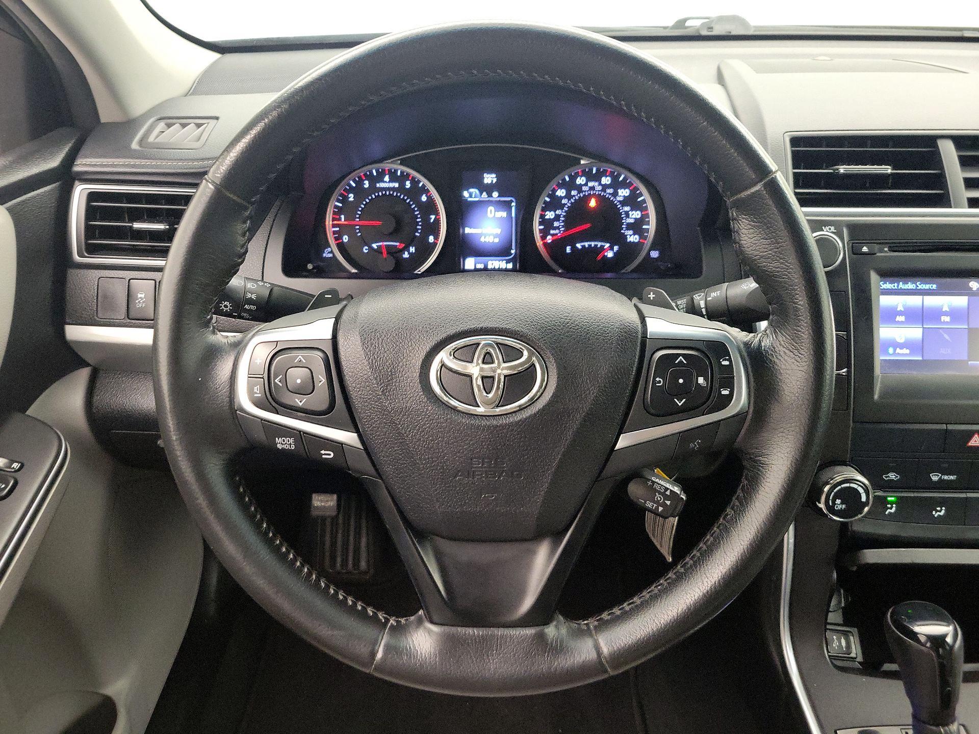 Thumbnail: 2015 Toyota Camry - 10