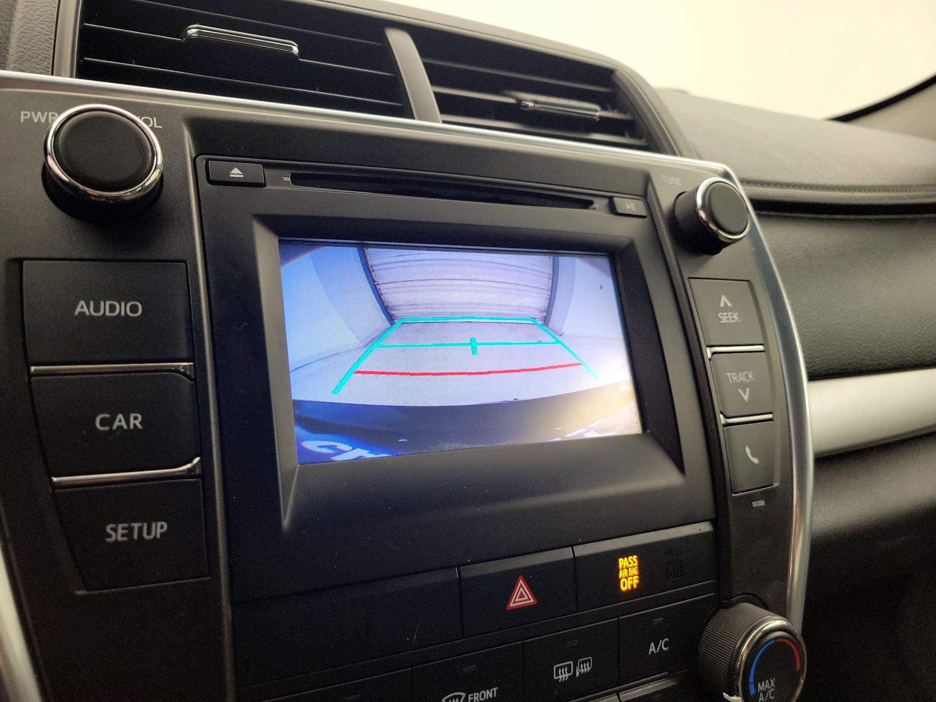 Thumbnail: 2015 Toyota Camry - 14