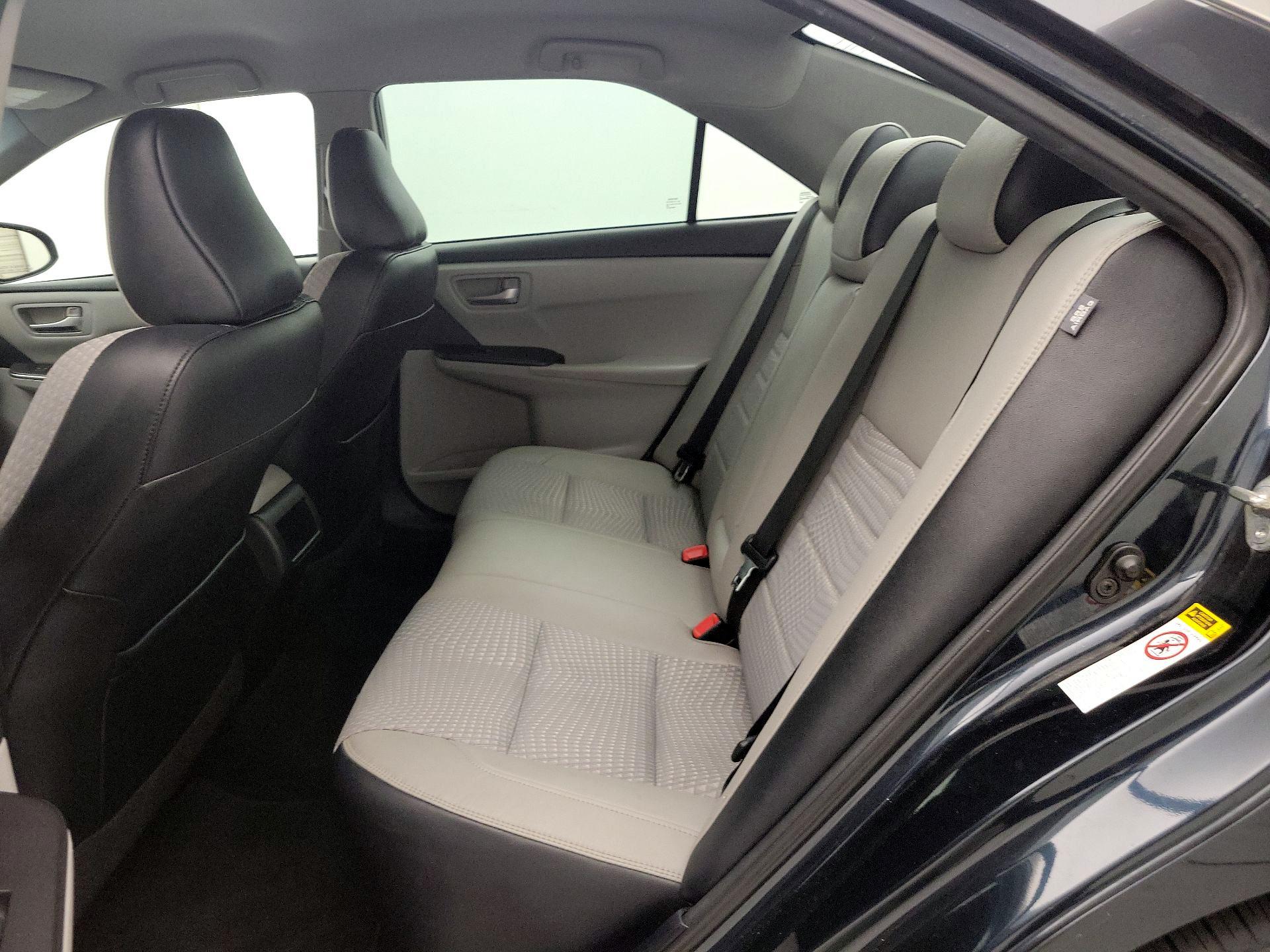 Thumbnail: 2015 Toyota Camry - 19