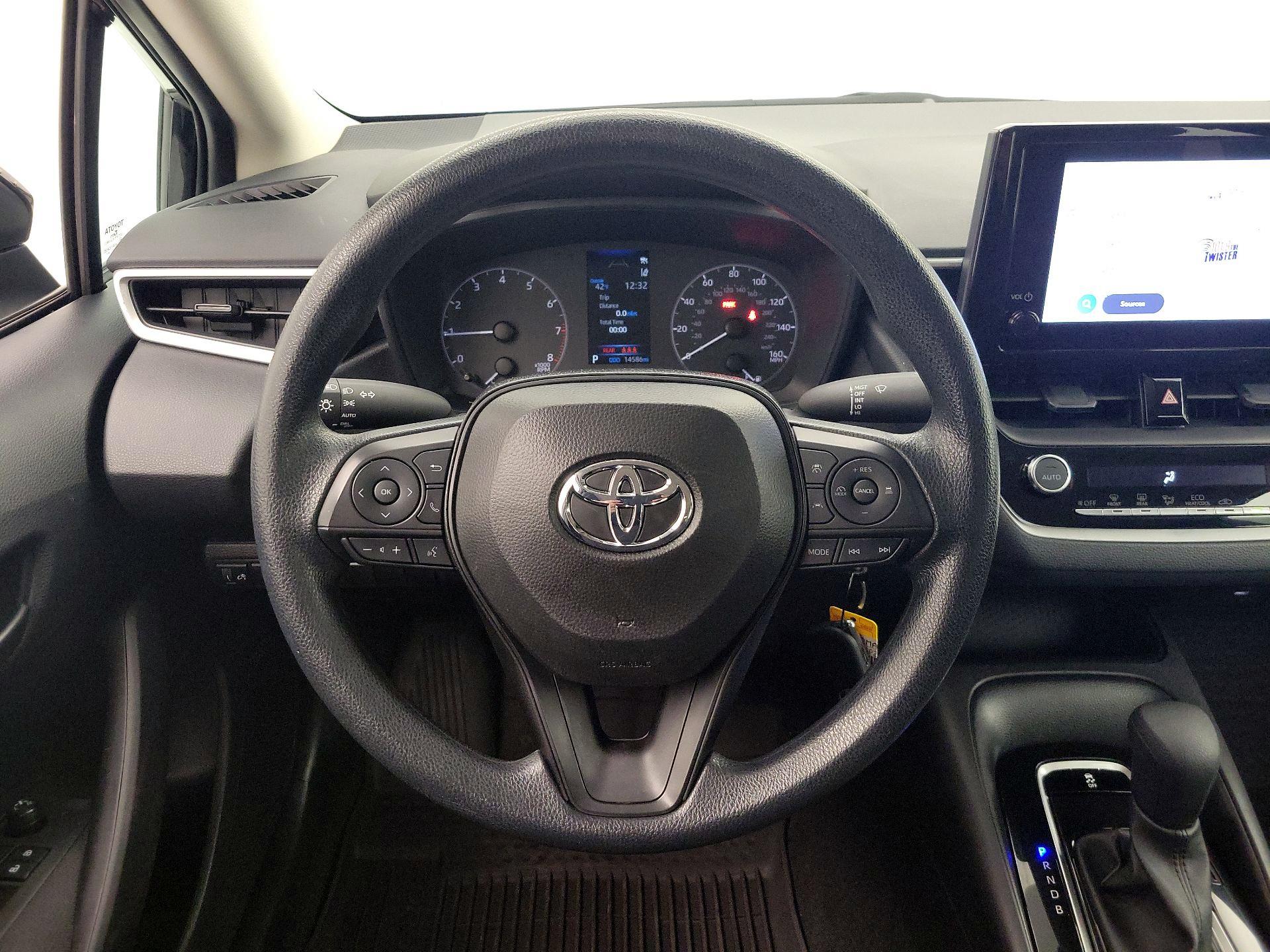 Thumbnail: 2025 Toyota Corolla - 10