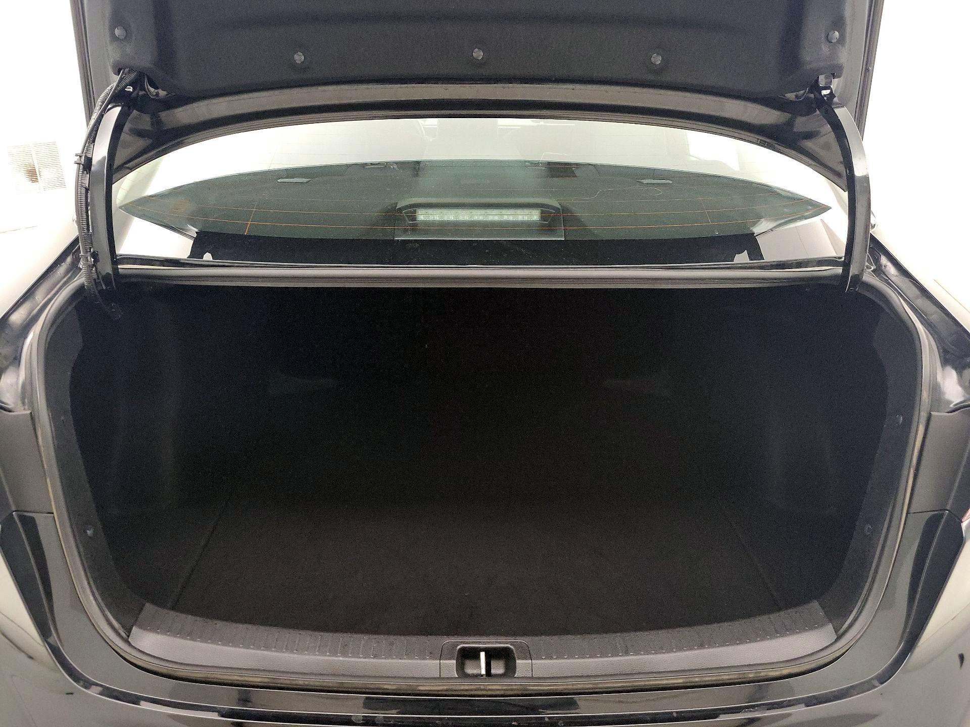 Thumbnail: 2025 Toyota Corolla - 20