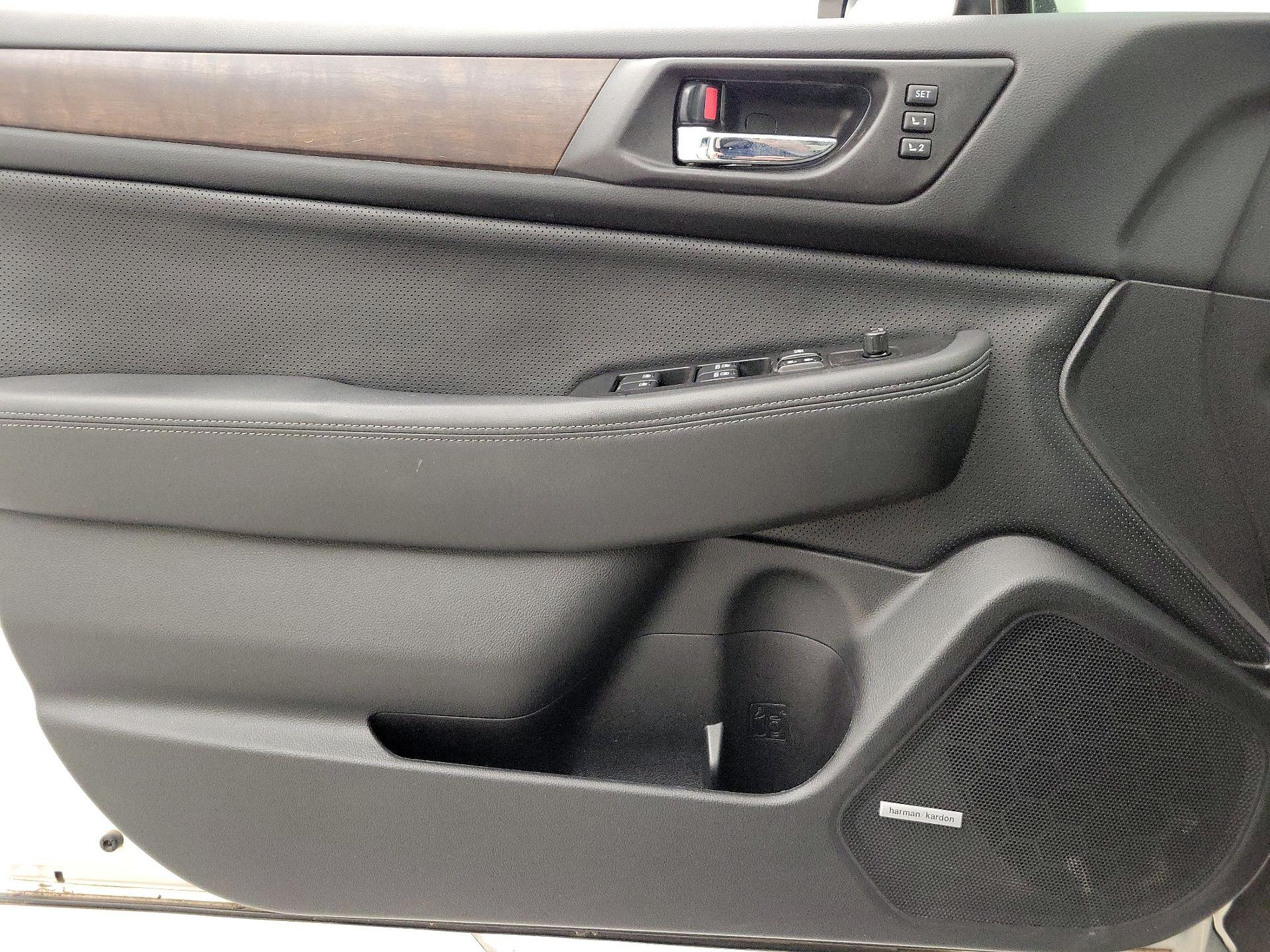 Thumbnail: 2015 Subaru Outback - 12