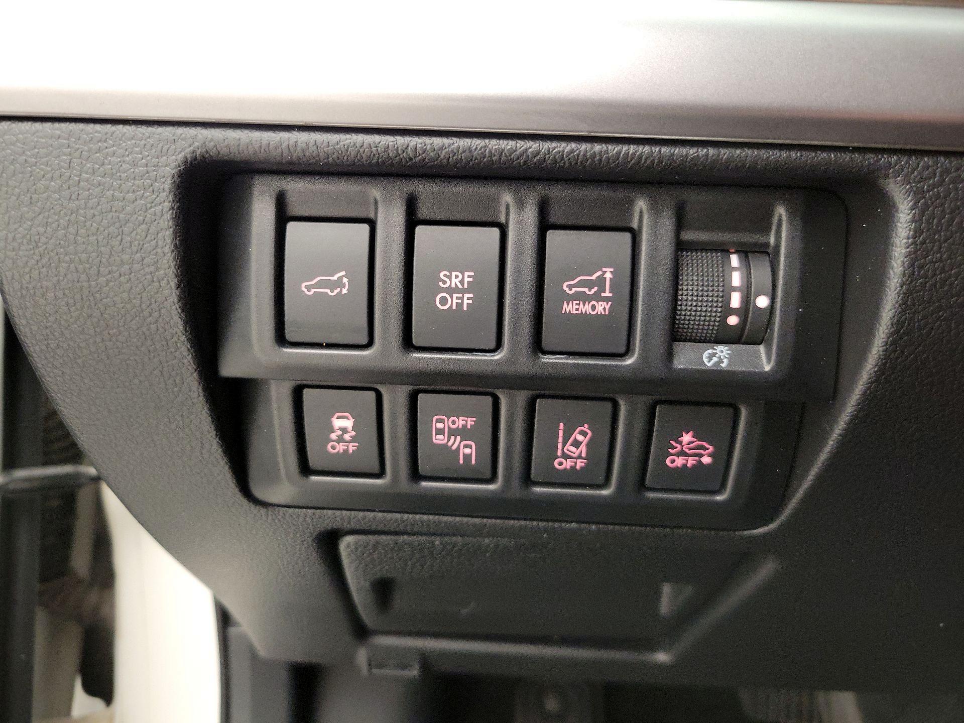 Thumbnail: 2015 Subaru Outback - 13