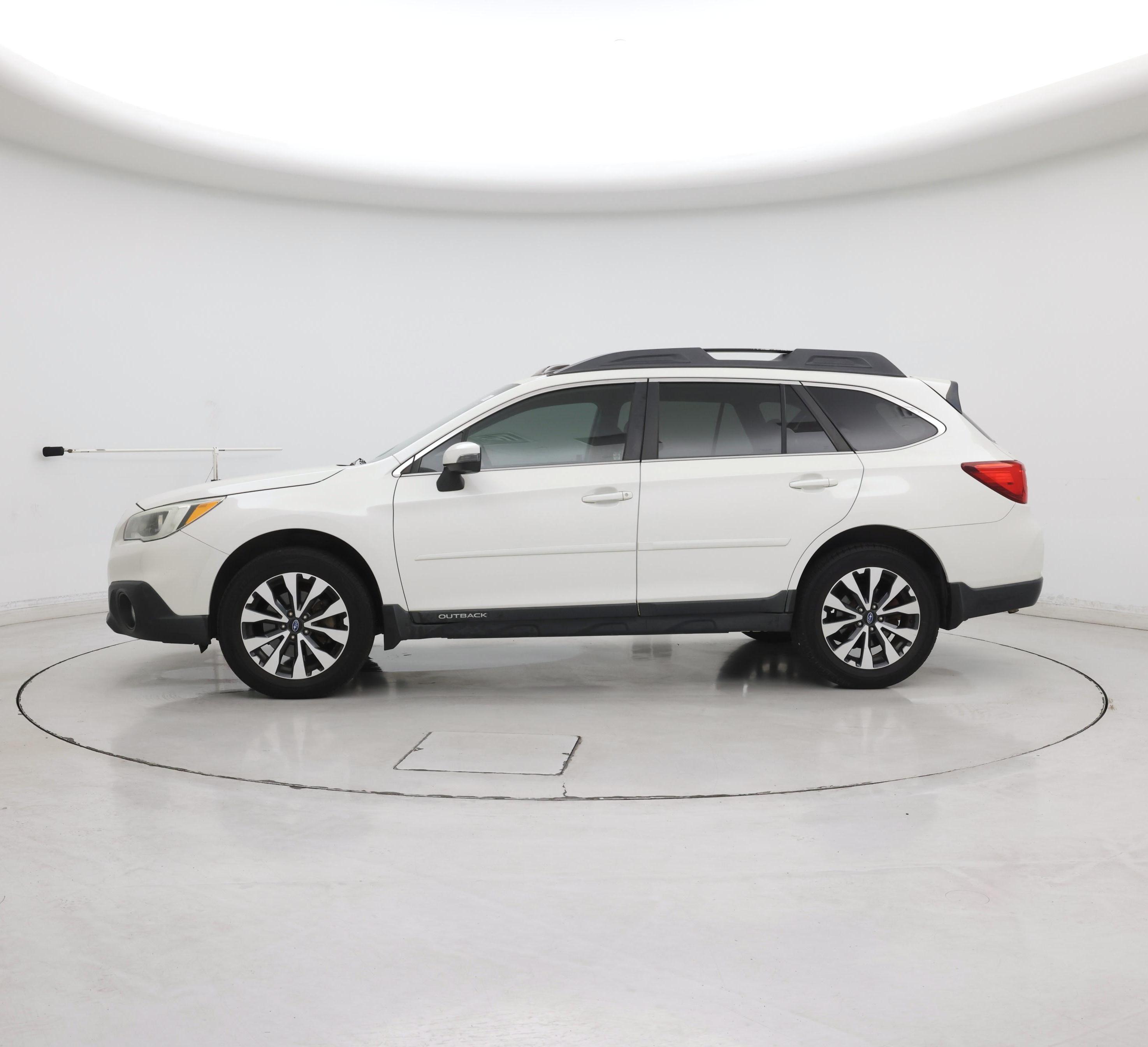 Thumbnail: 2015 Subaru Outback - 3