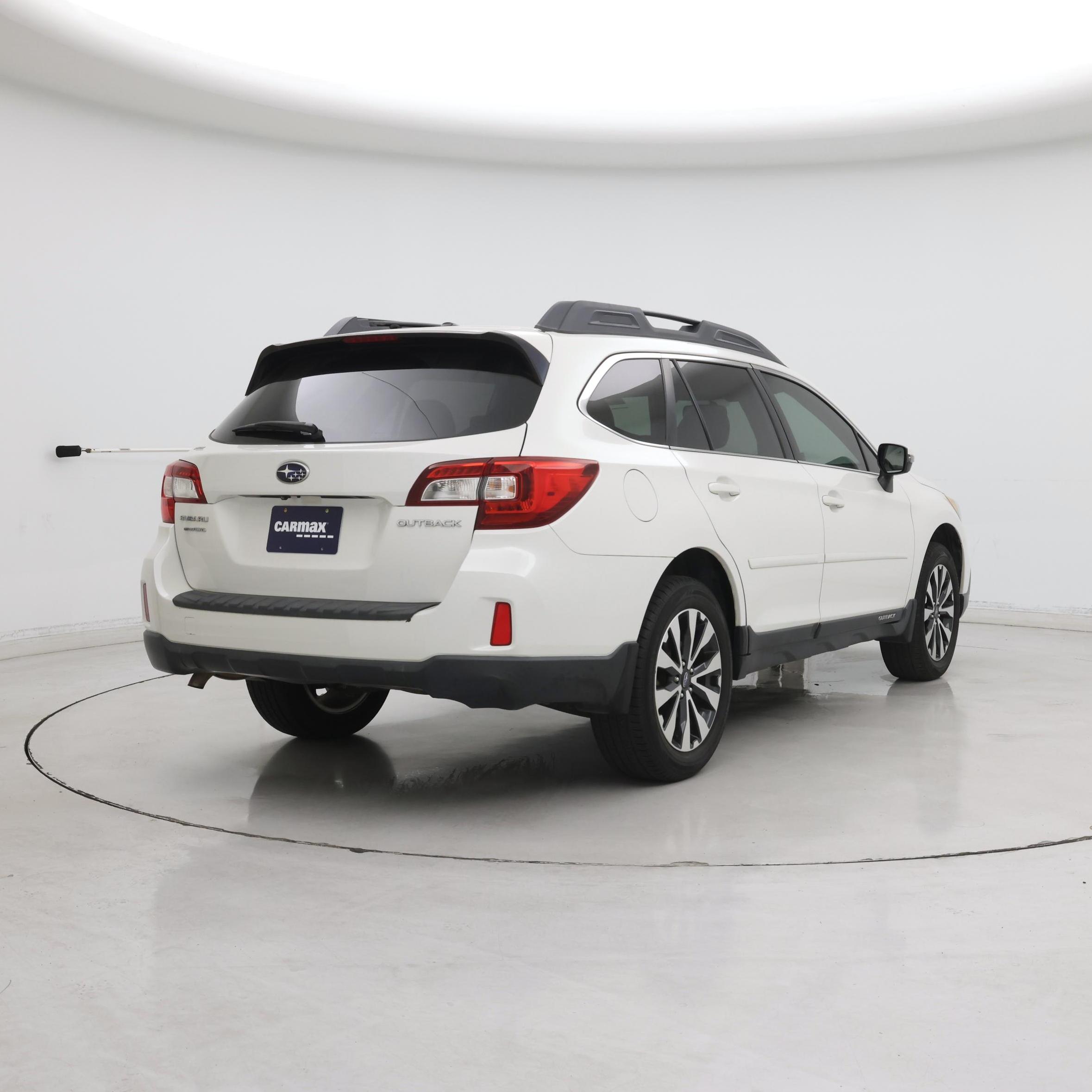 Thumbnail: 2015 Subaru Outback - 8
