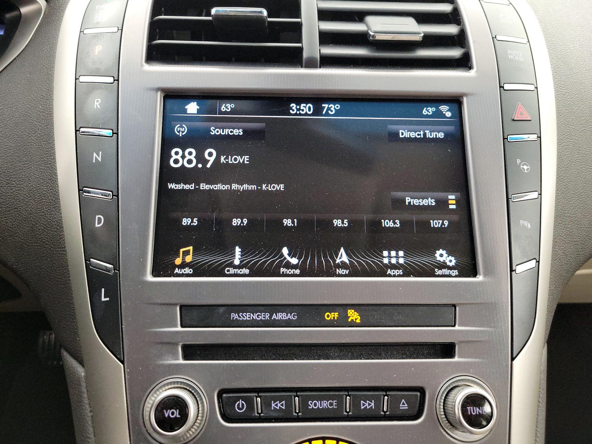 Thumbnail: 2017 Lincoln MKZ - 16