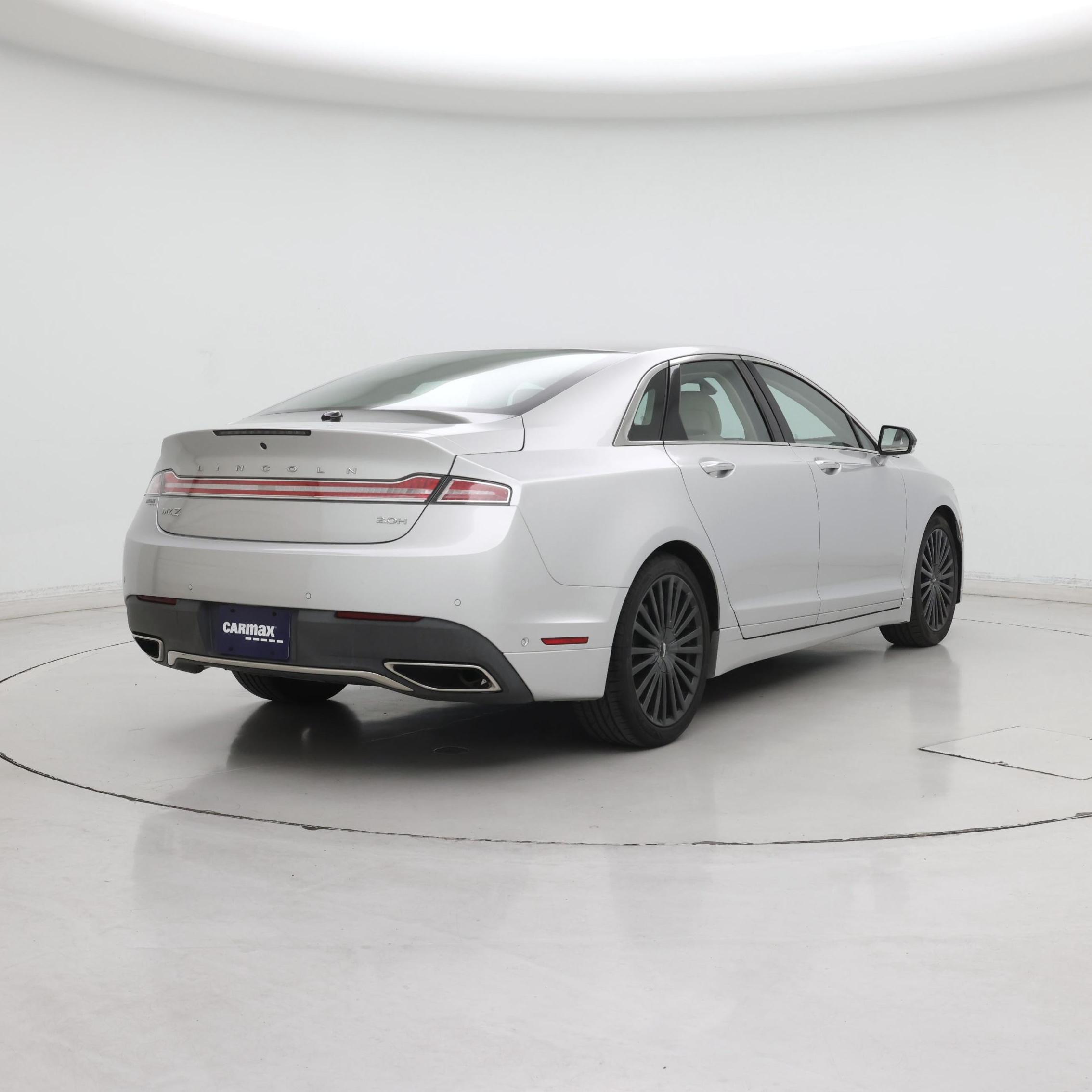 Thumbnail: 2017 Lincoln MKZ - 8