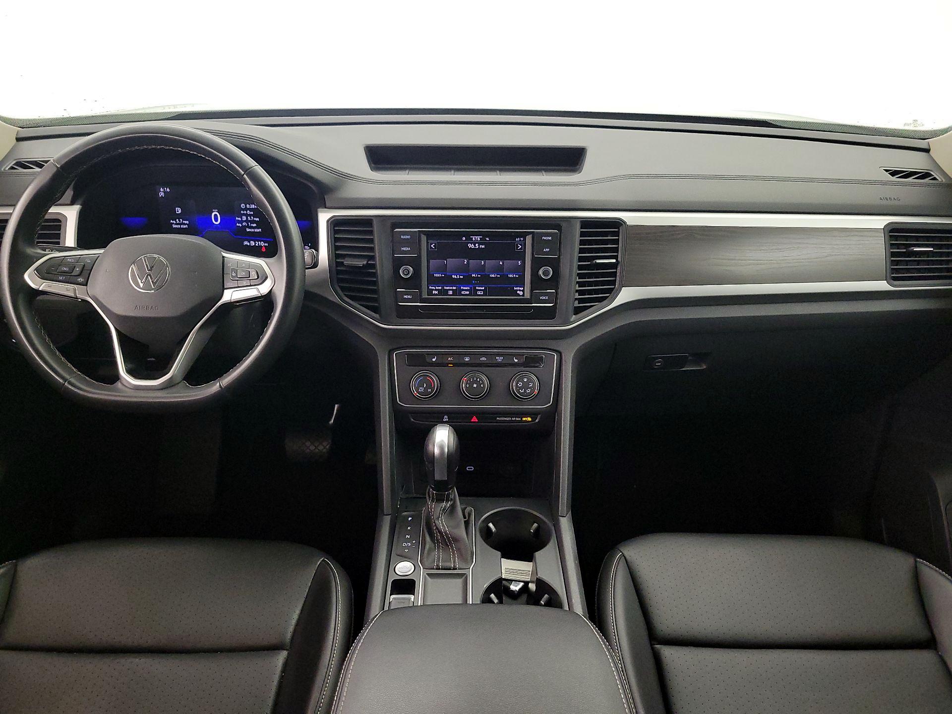 Thumbnail: 2022 Volkswagen Atlas - 9