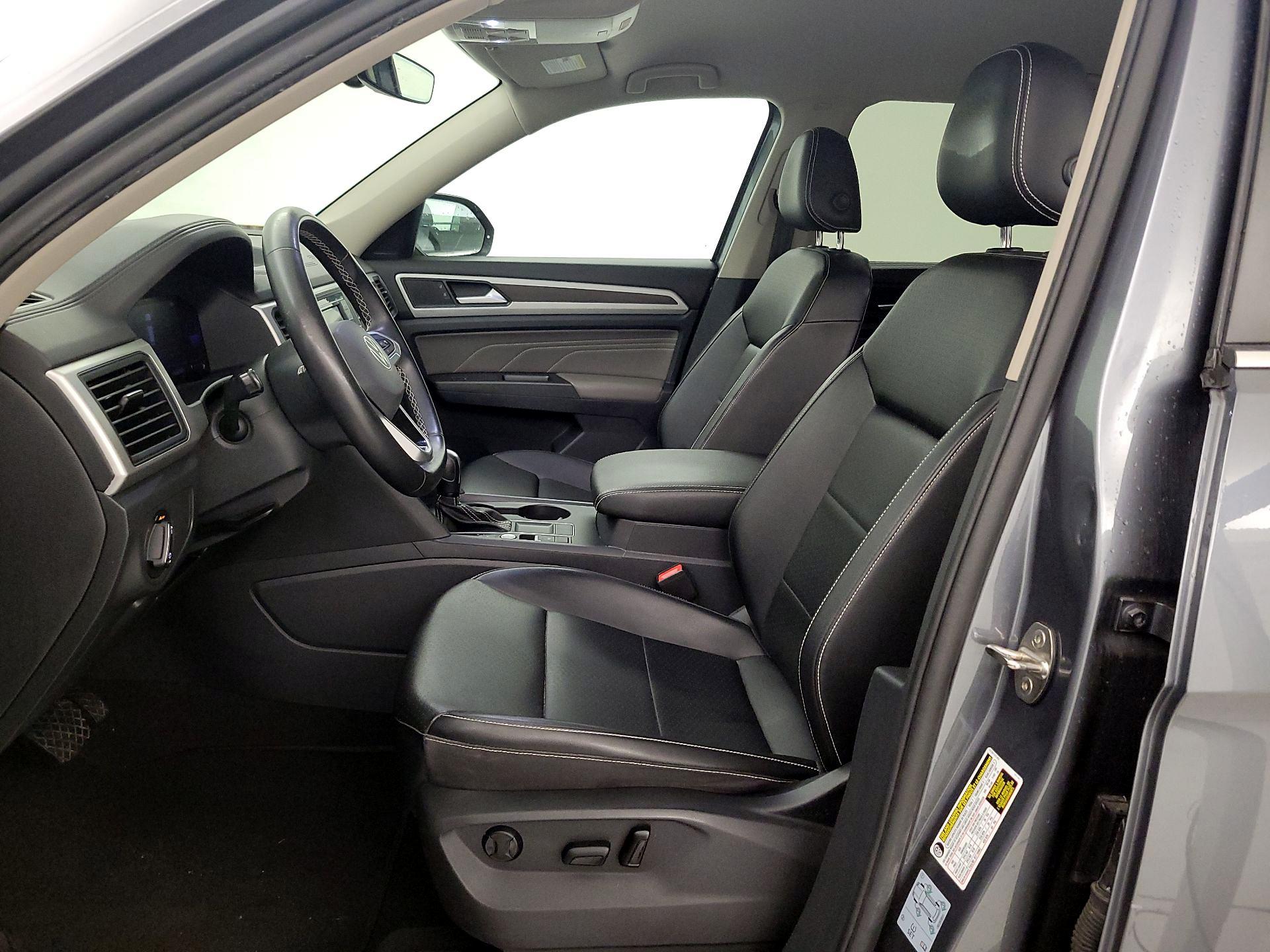 Thumbnail: 2022 Volkswagen Atlas - 11