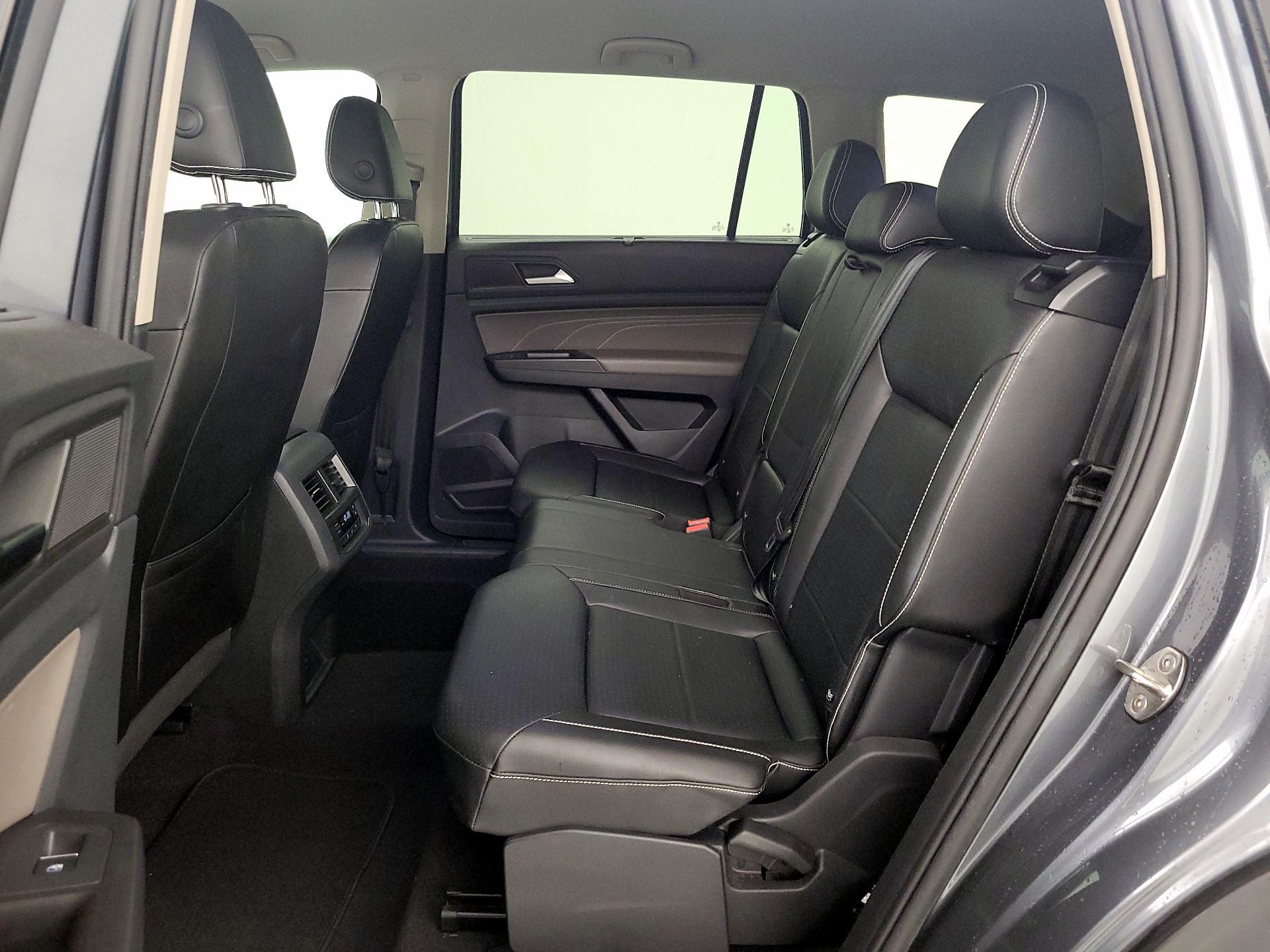 Thumbnail: 2022 Volkswagen Atlas - 18