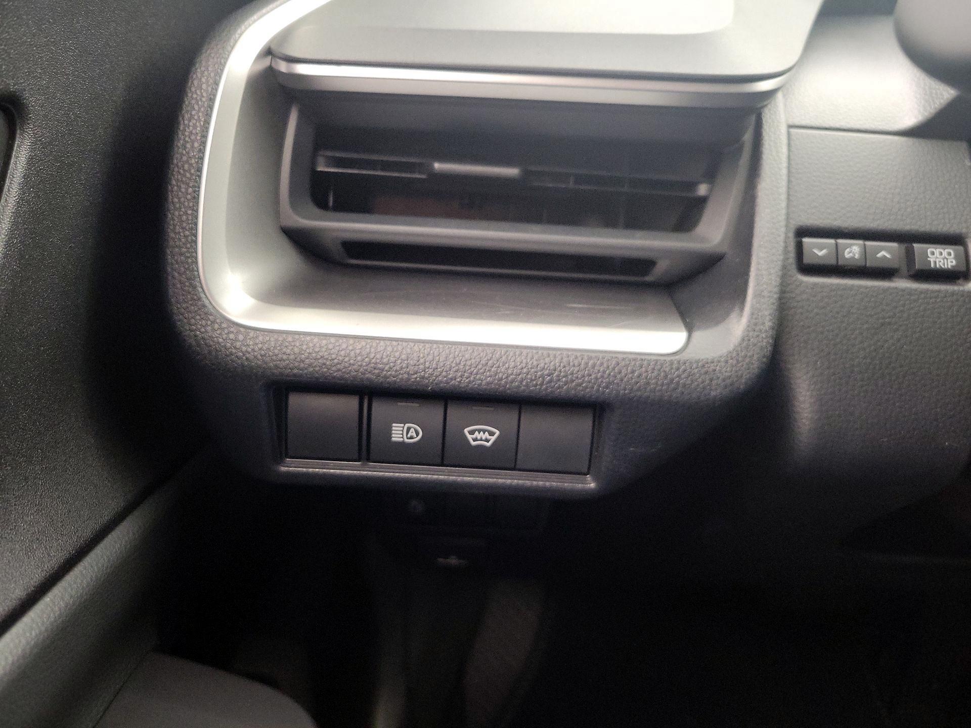 Thumbnail: 2025 Toyota Prius - 13