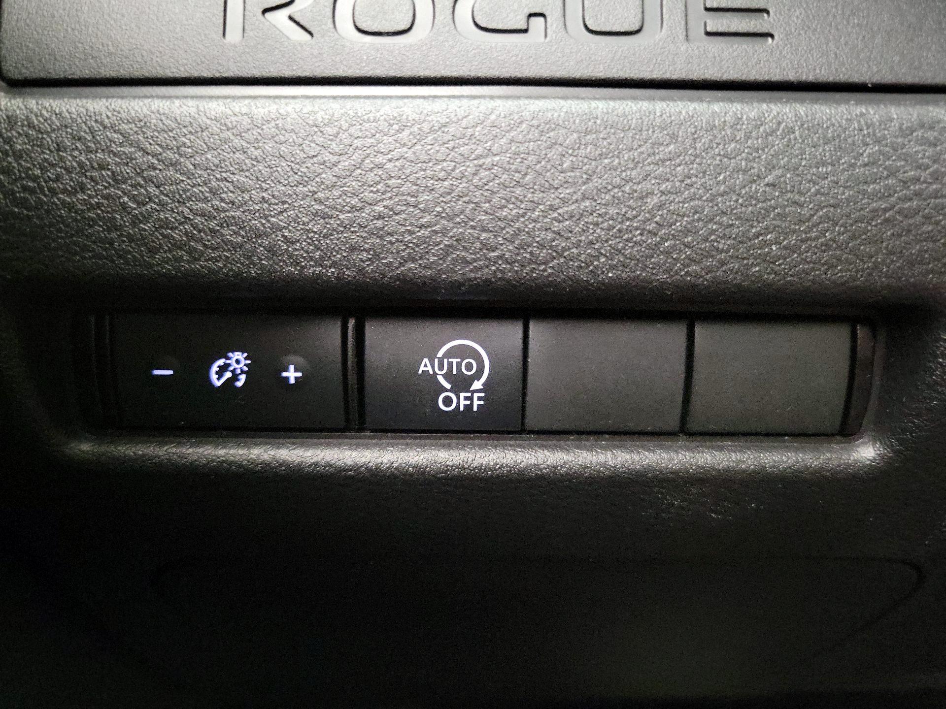 Thumbnail: 2023 Nissan Rogue - 13