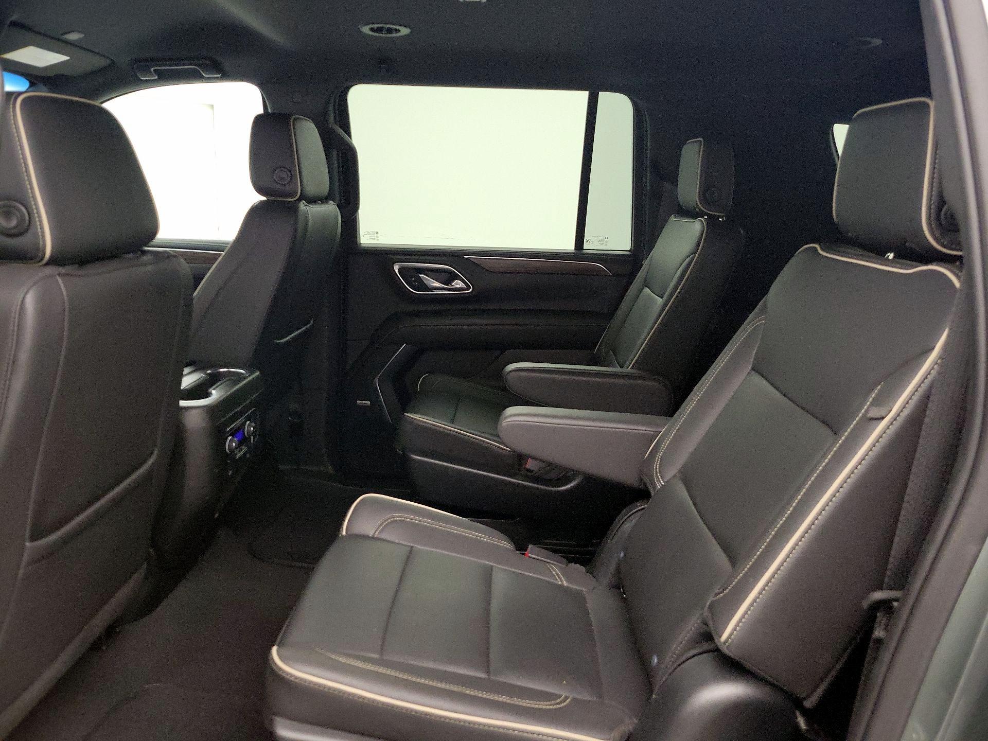 Thumbnail: 2023 Chevrolet Suburban - 19