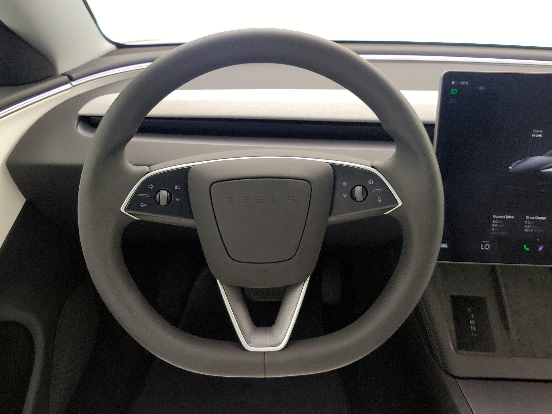 Thumbnail: 2025 Tesla Model 3 - 10