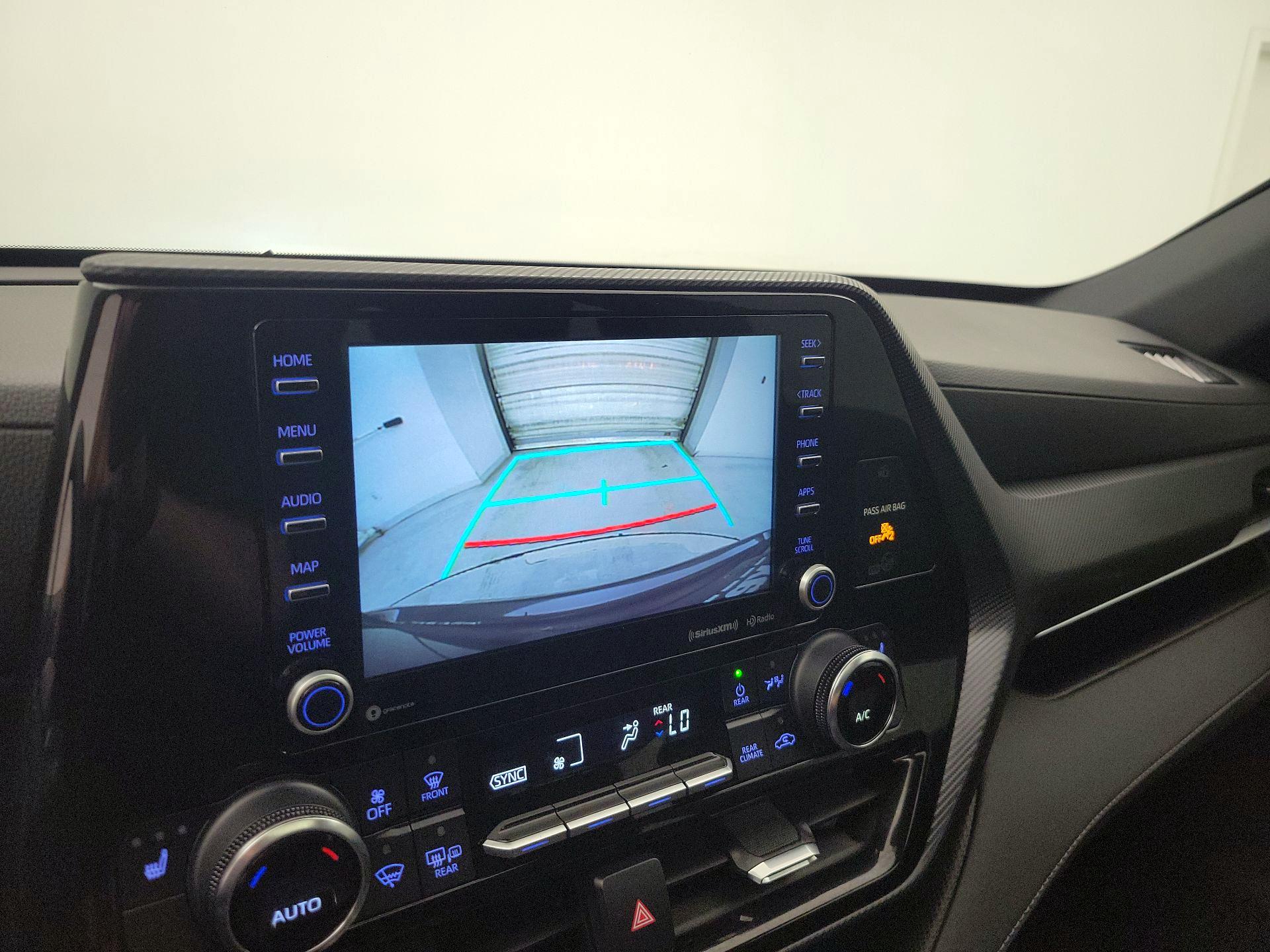 Thumbnail: 2022 Toyota Highlander - 14