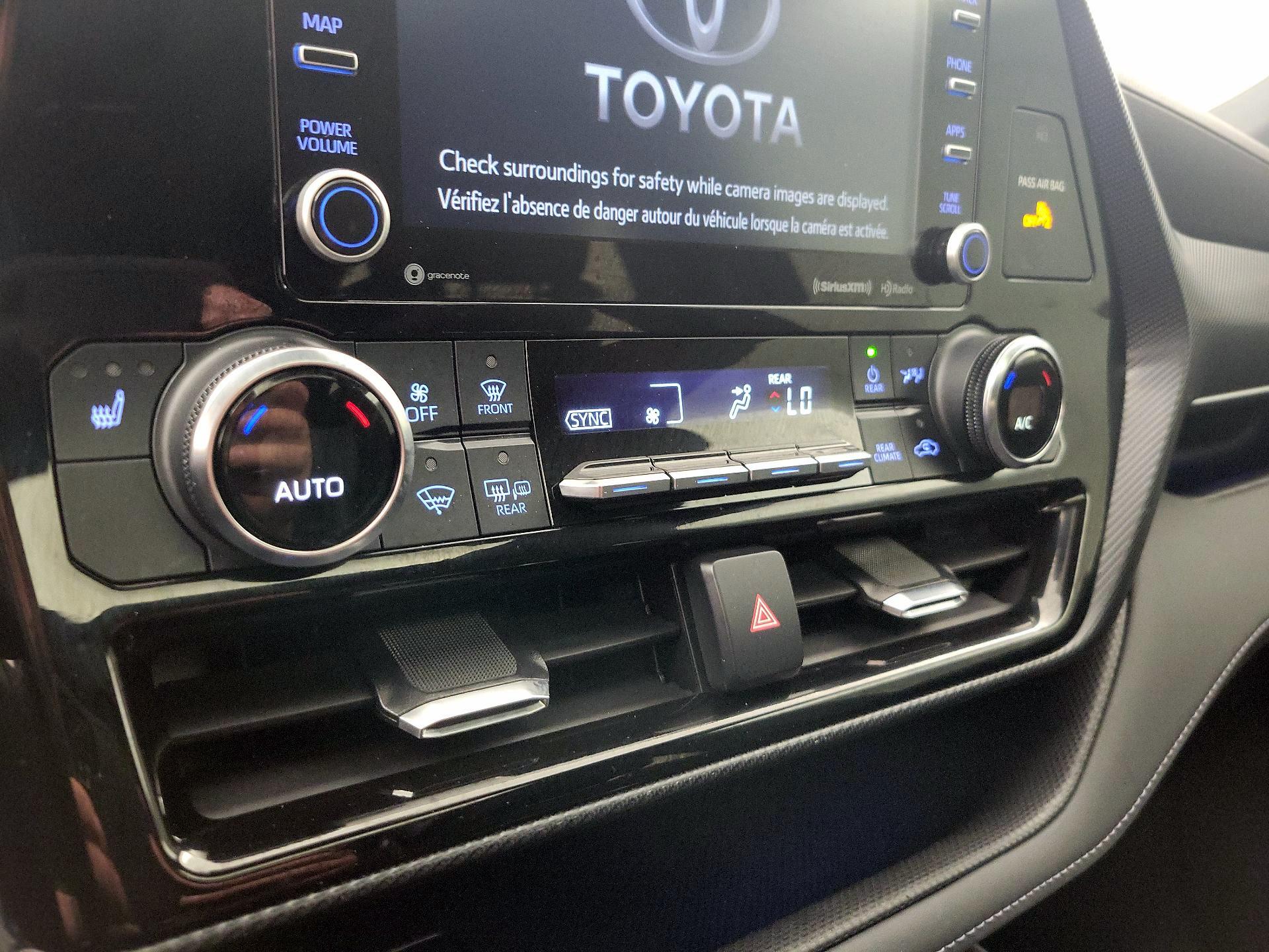 Thumbnail: 2022 Toyota Highlander - 16