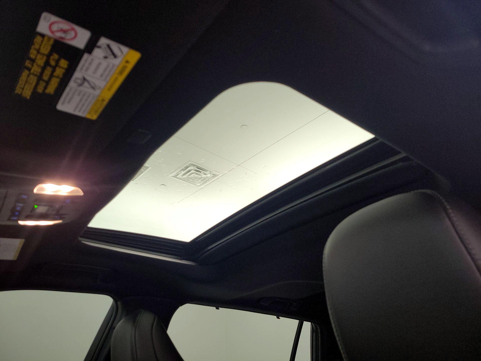 Thumbnail: 2022 Toyota Highlander - 19