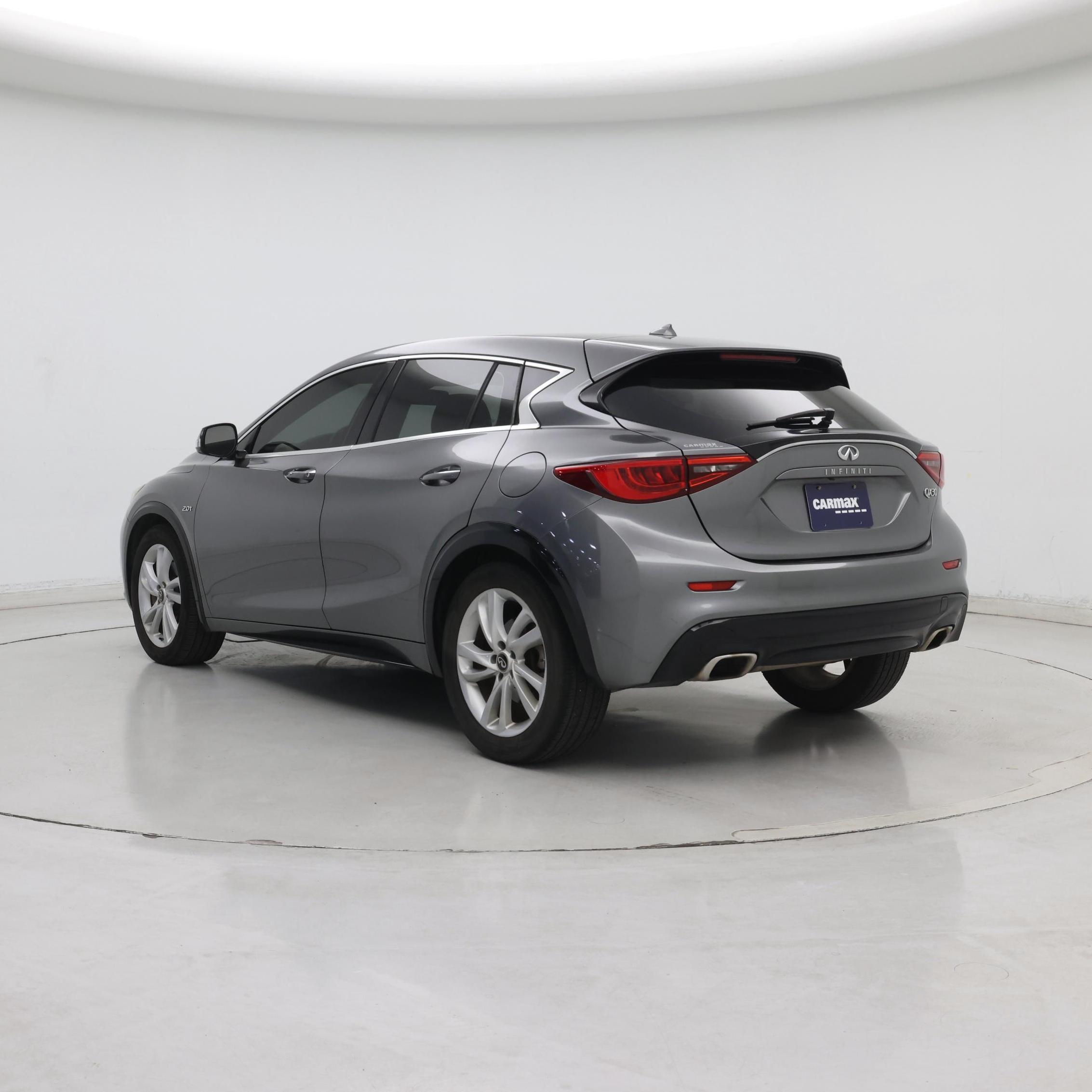 Thumbnail: 2018 INFINITI QX30 - 2