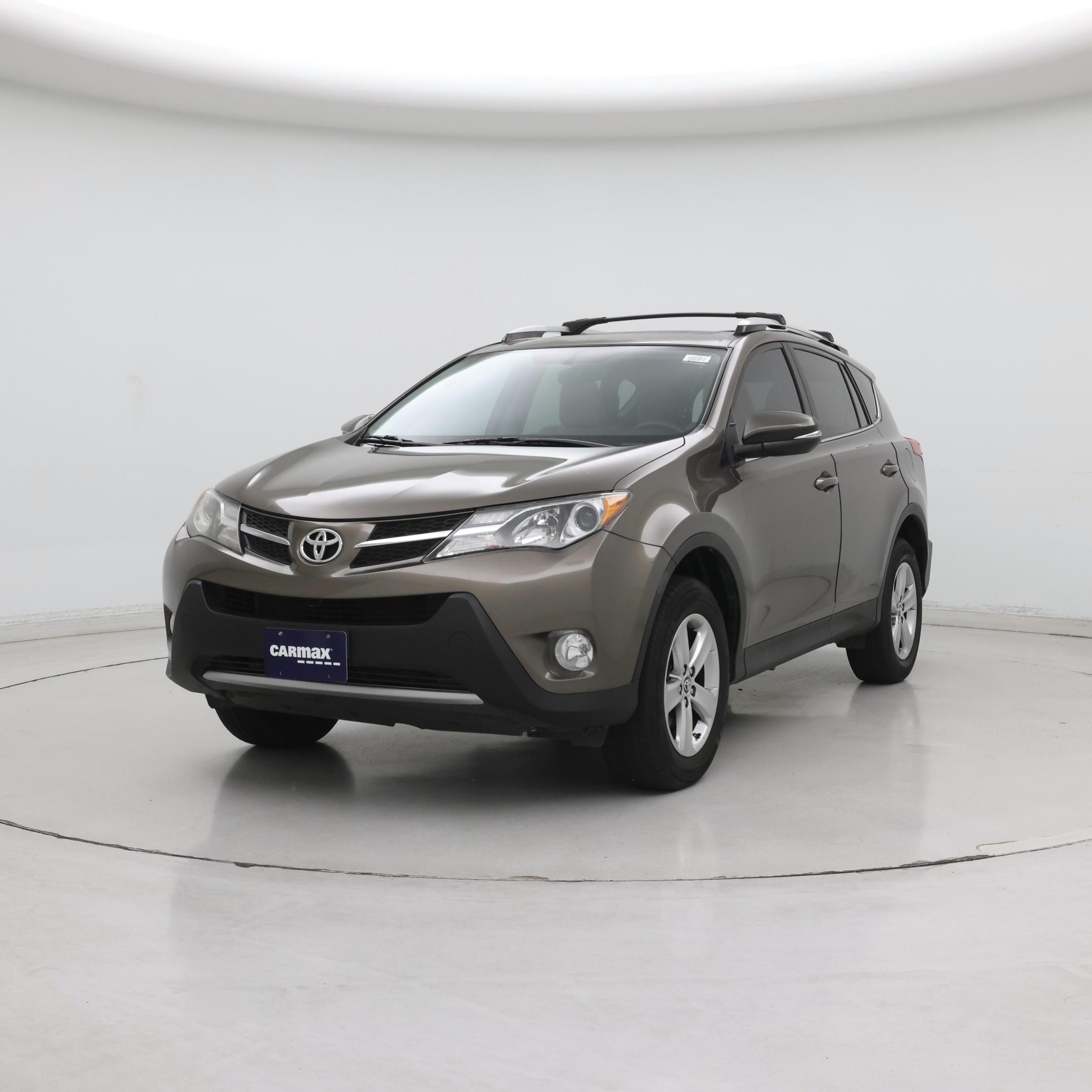 Thumbnail: 2015 Toyota RAV4 - 4
