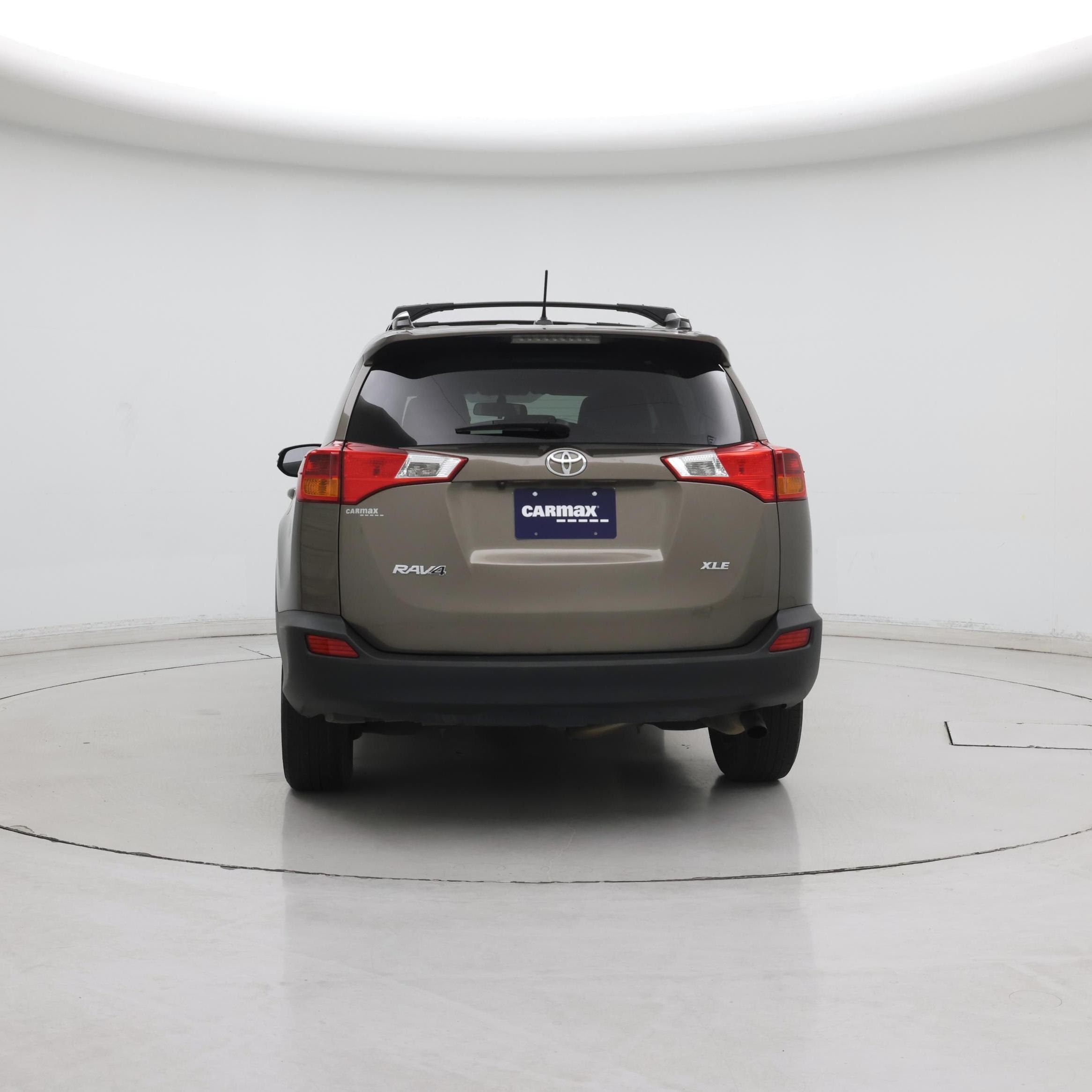 Thumbnail: 2015 Toyota RAV4 - 6