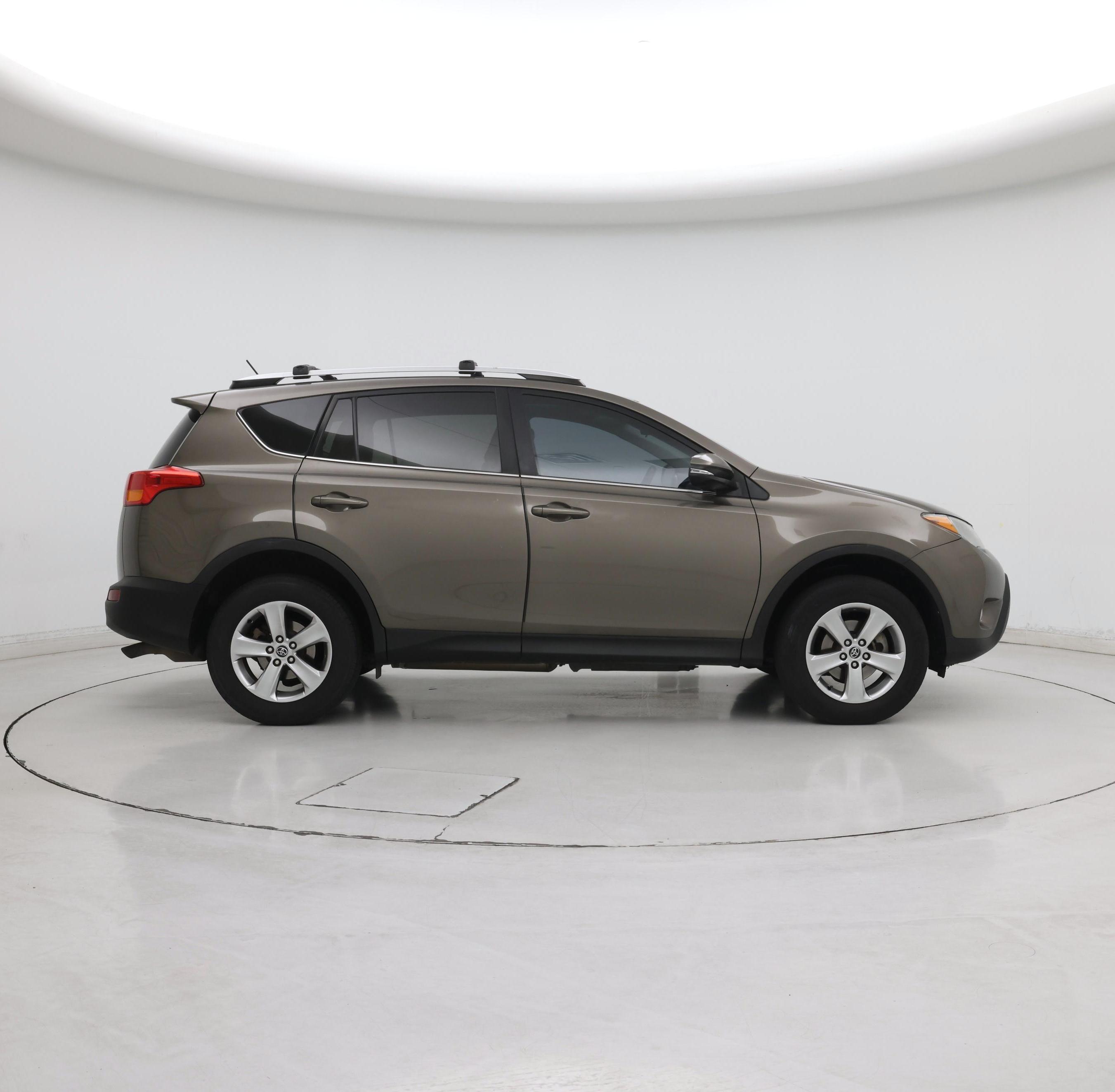 Thumbnail: 2015 Toyota RAV4 - 7