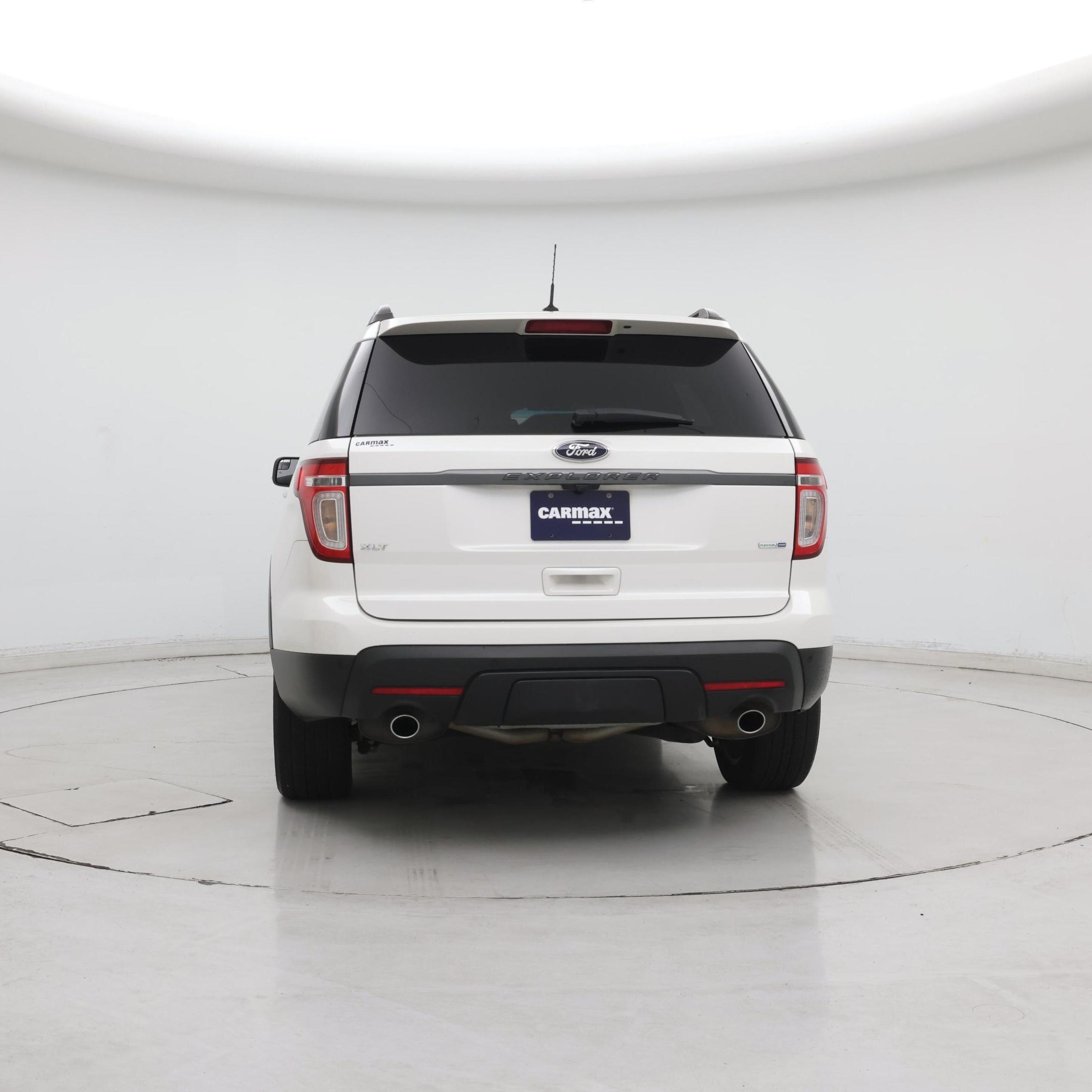 Thumbnail: 2015 Ford Explorer - 6