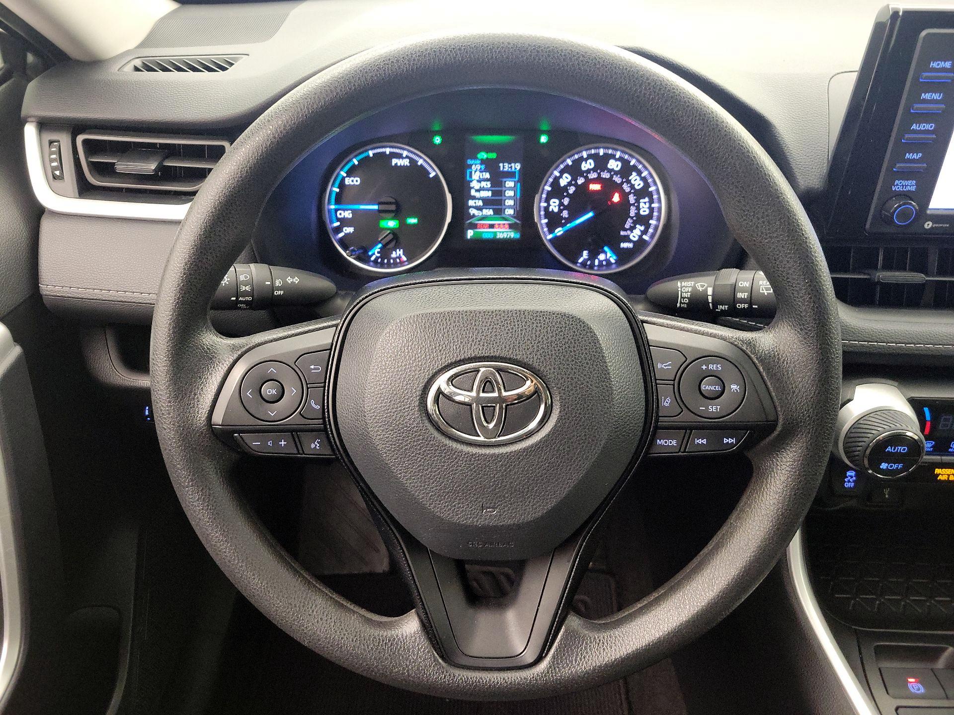 Thumbnail: 2021 Toyota RAV4 - 10