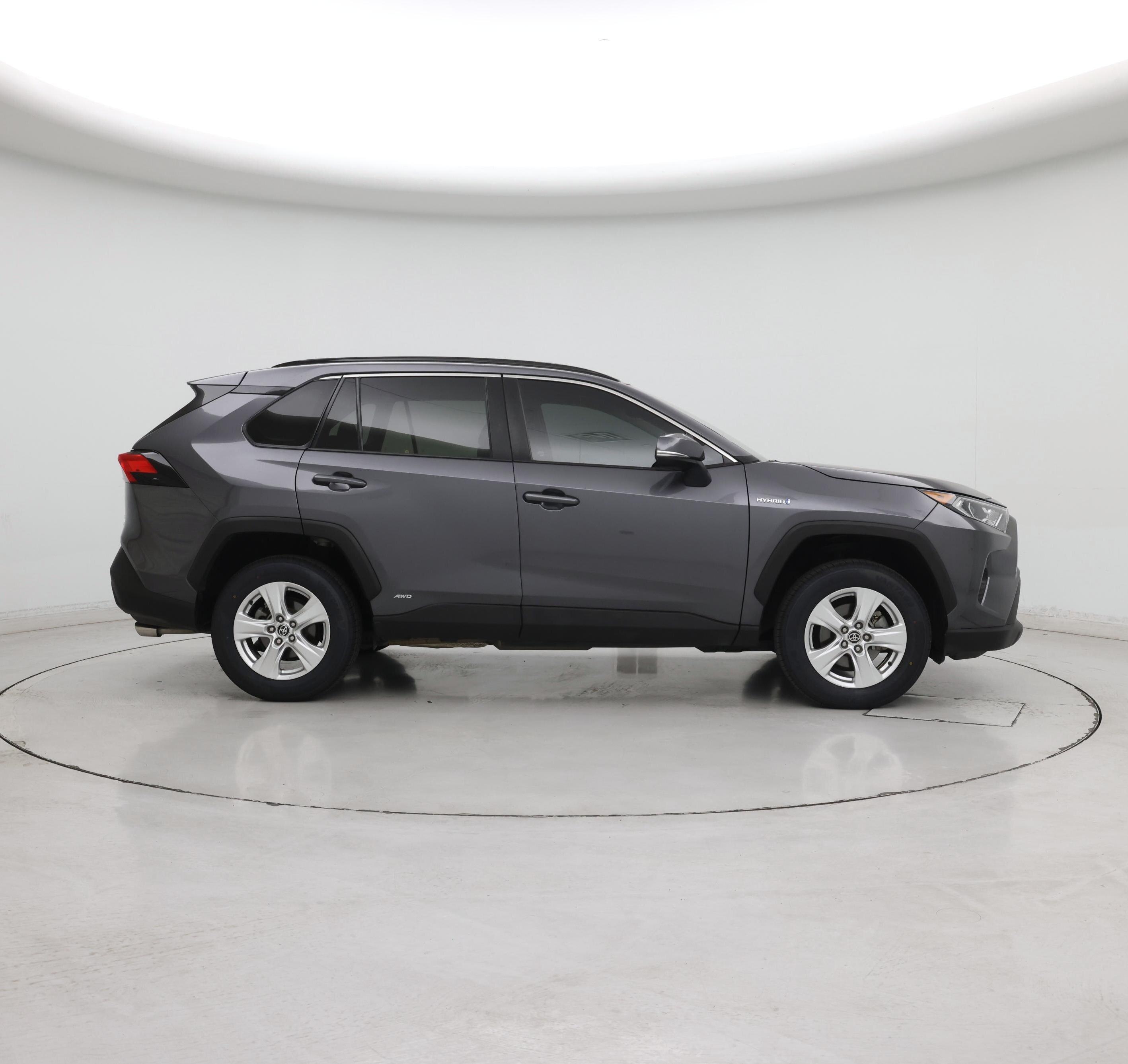 Thumbnail: 2021 Toyota RAV4 - 7