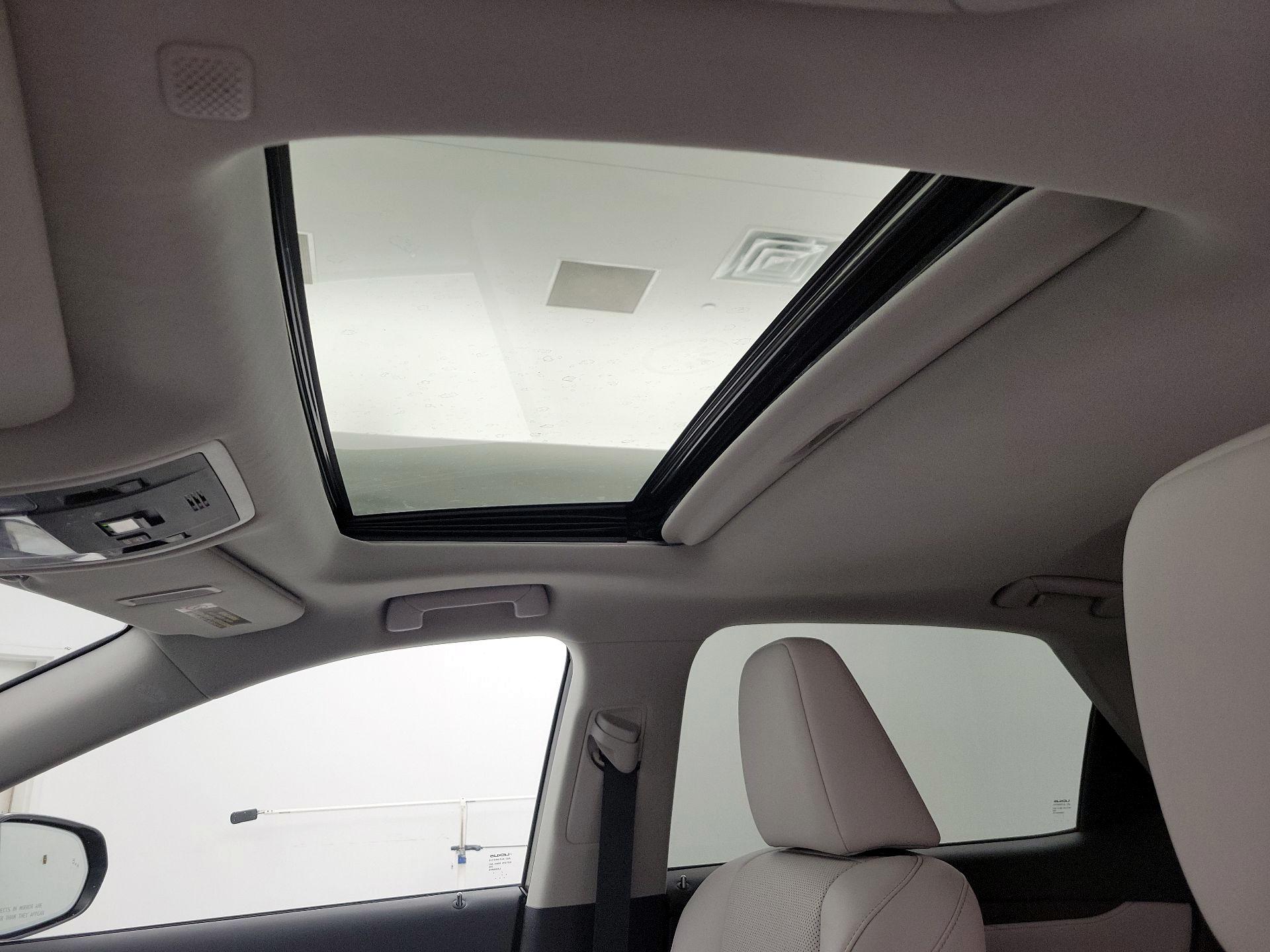 Thumbnail: 2020 Lexus RX - 19