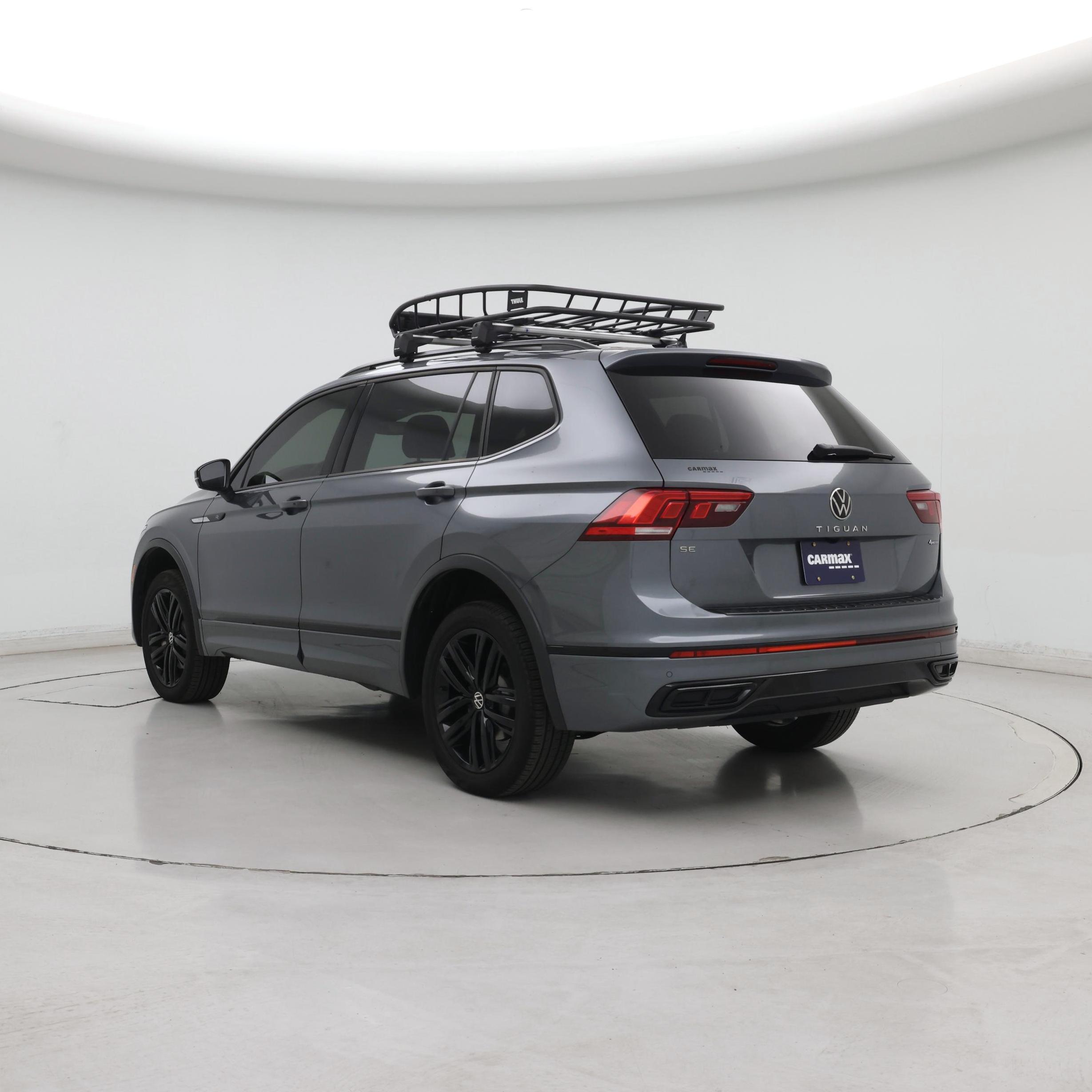 Thumbnail: 2022 Volkswagen Tiguan - 2