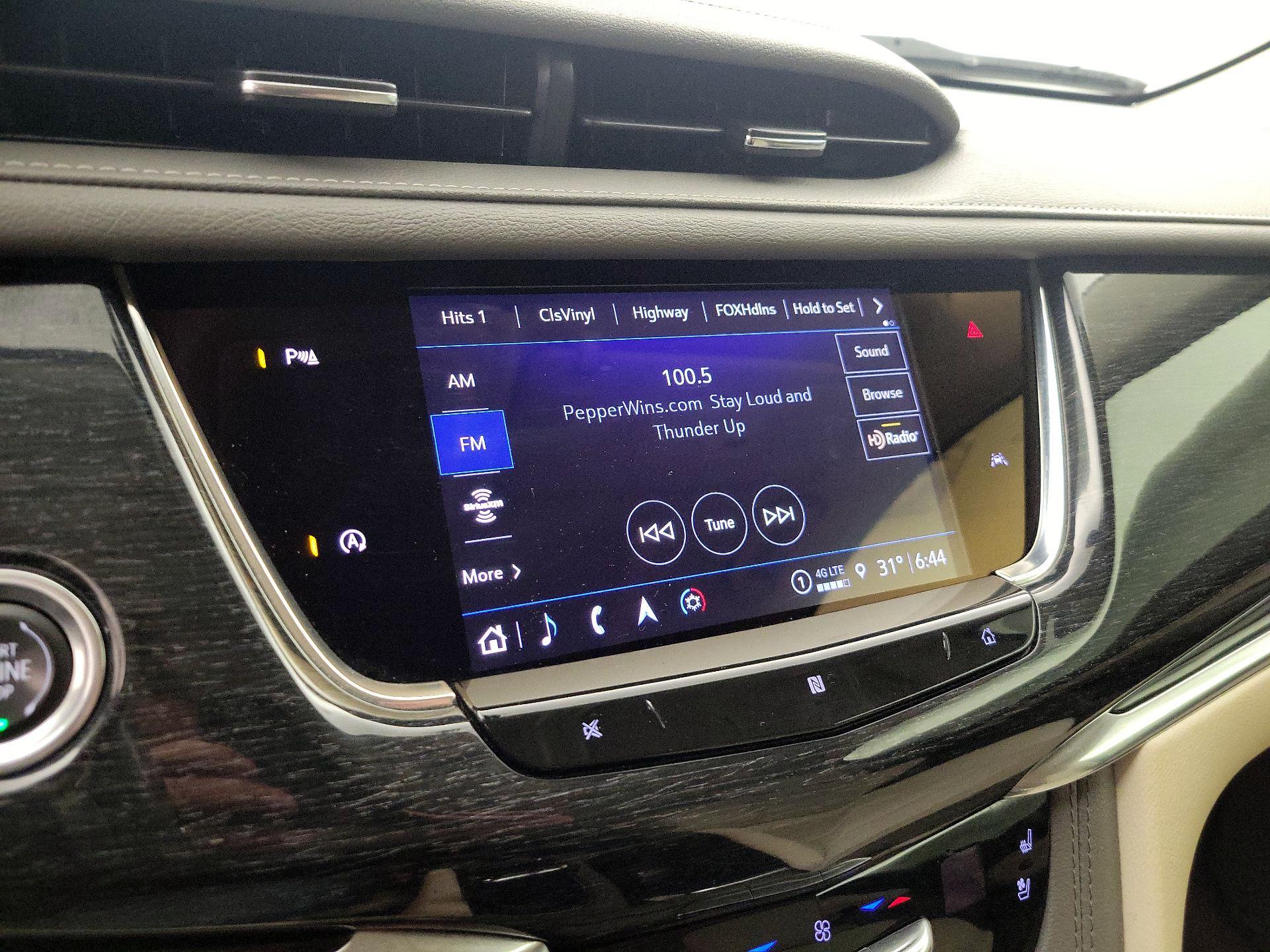 Thumbnail: 2021 Cadillac XT6 - 15