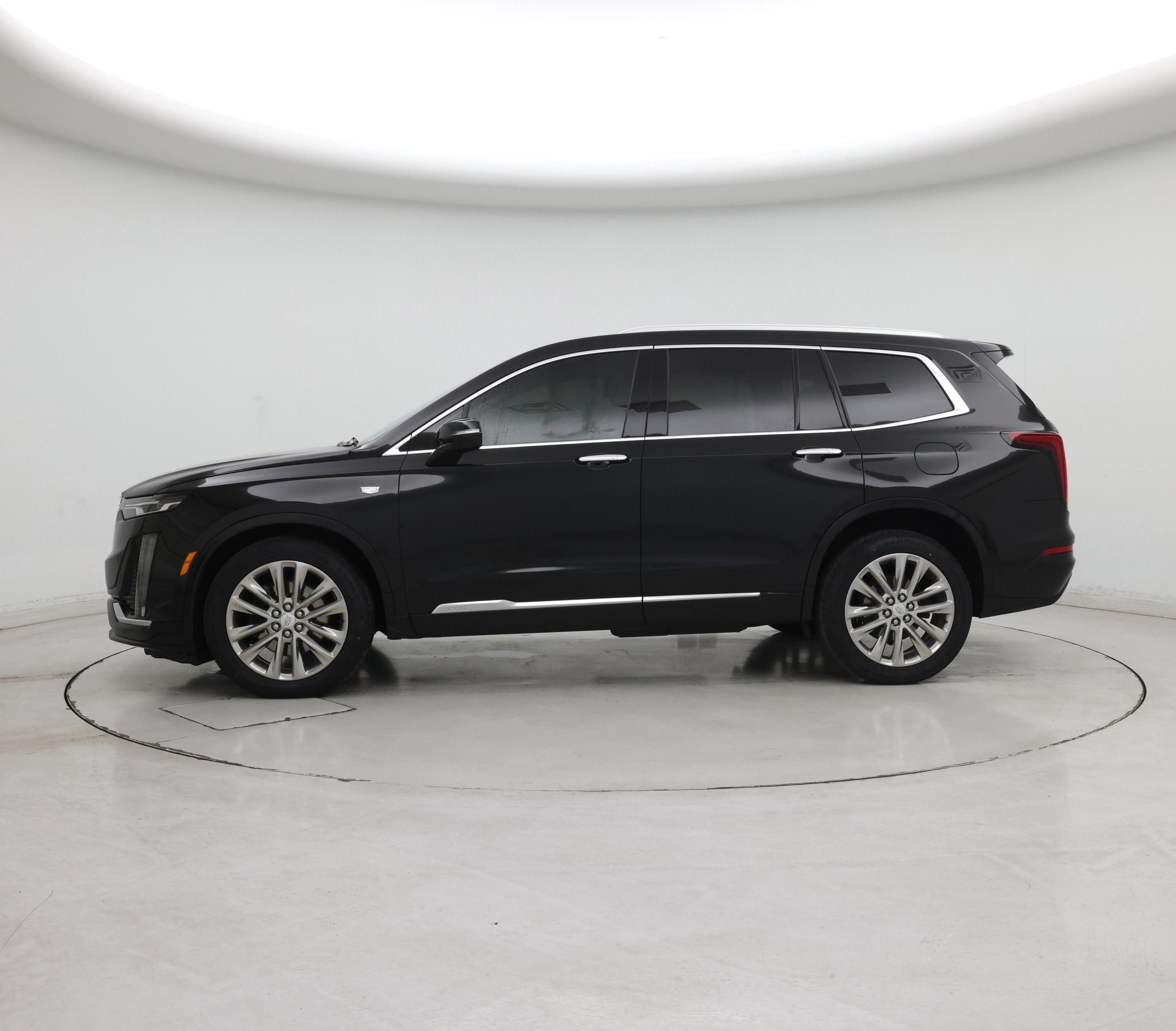 Thumbnail: 2021 Cadillac XT6 - 3