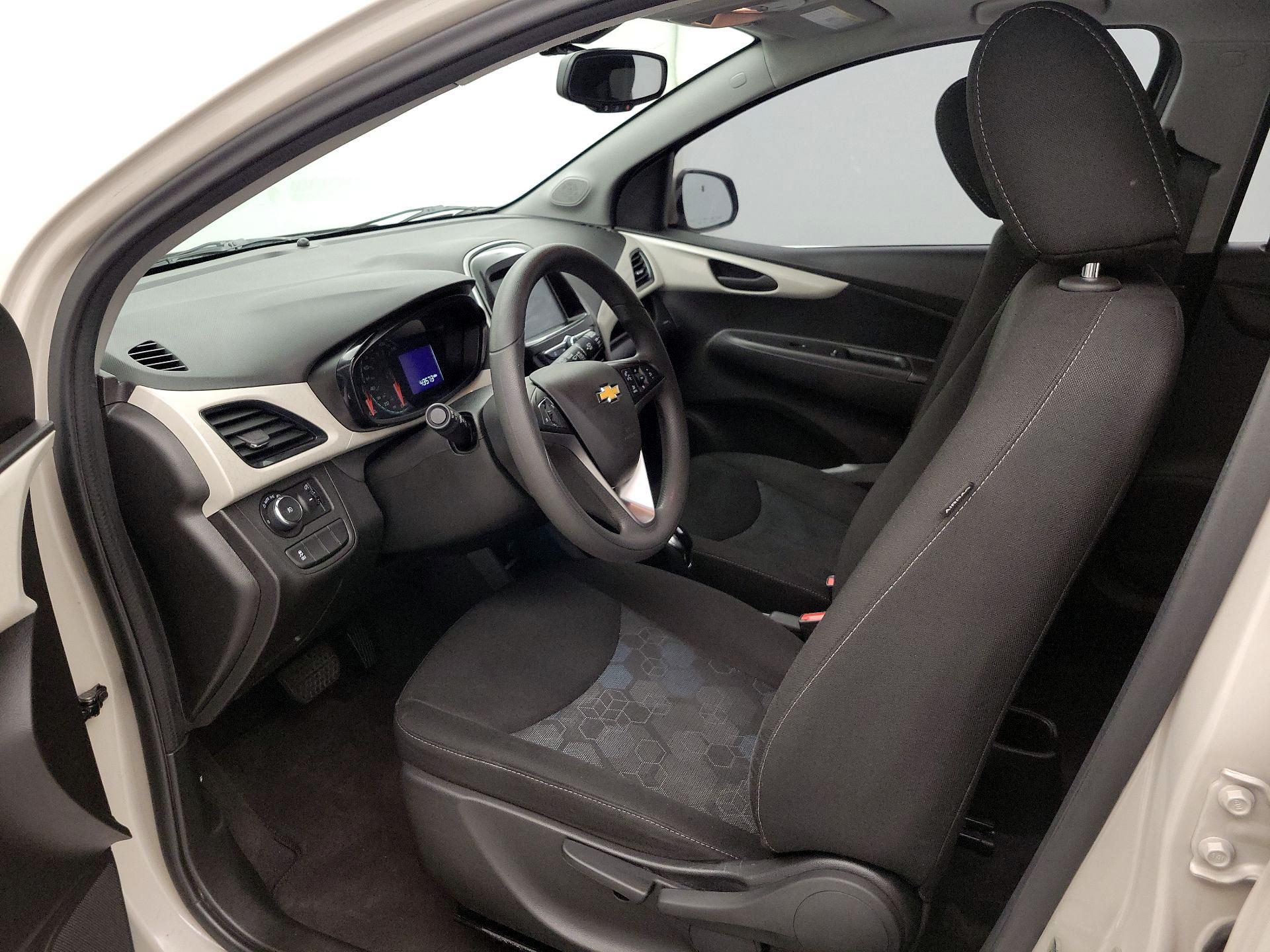 Thumbnail: 2017 Chevrolet Spark - 11