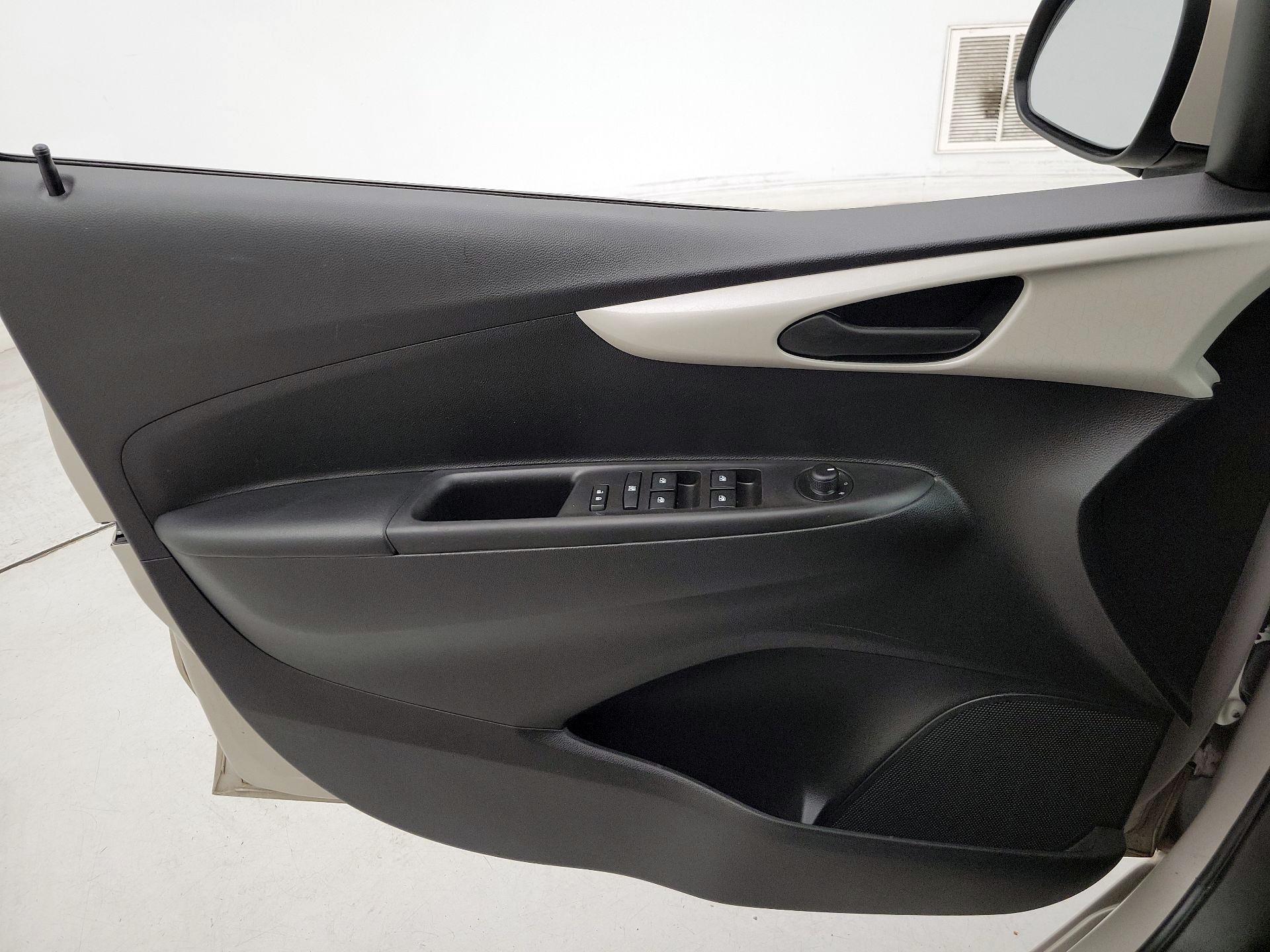 Thumbnail: 2017 Chevrolet Spark - 12