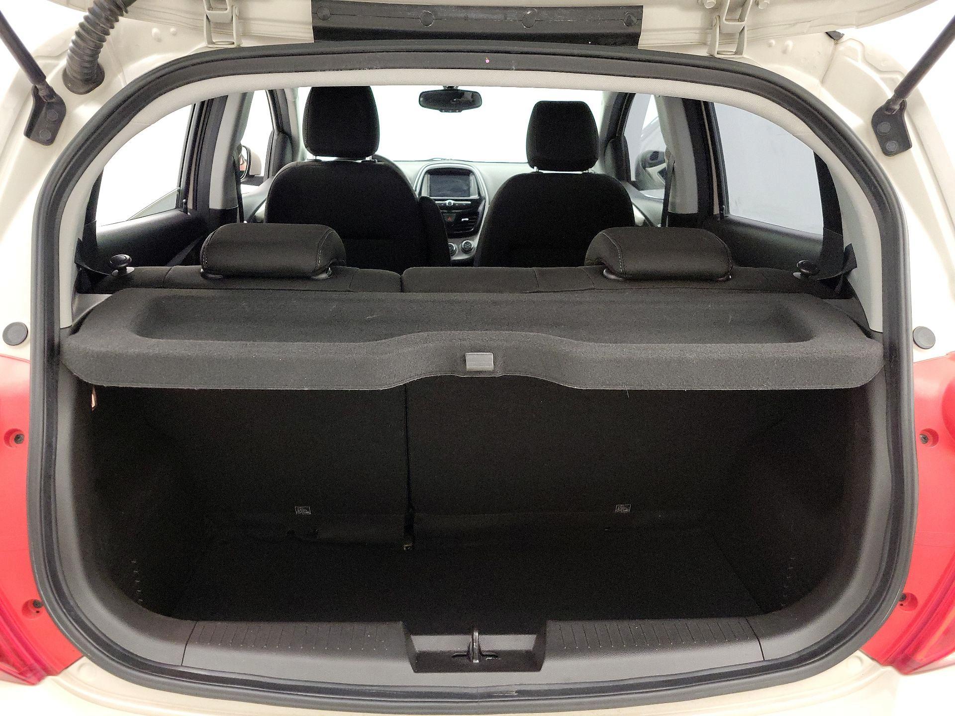 Thumbnail: 2017 Chevrolet Spark - 20